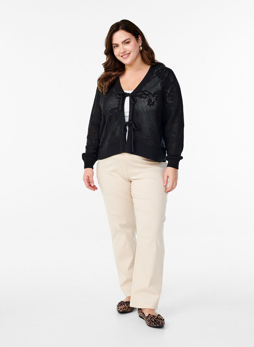 Cardigan en maille avec motif en treillis et cordons, Black, Model image number 2