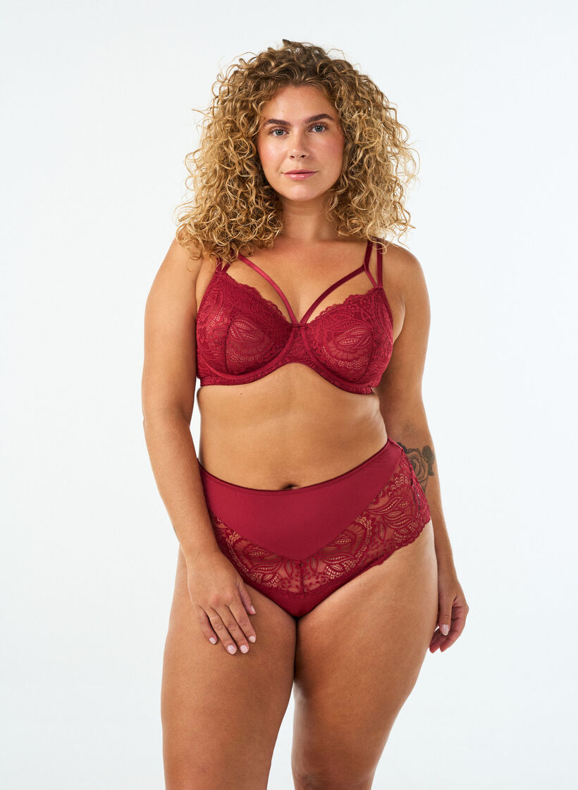 Soutien-gorge embo&icirc;tant avec dentelle et doubles bretelles, Noir, Model image number 1