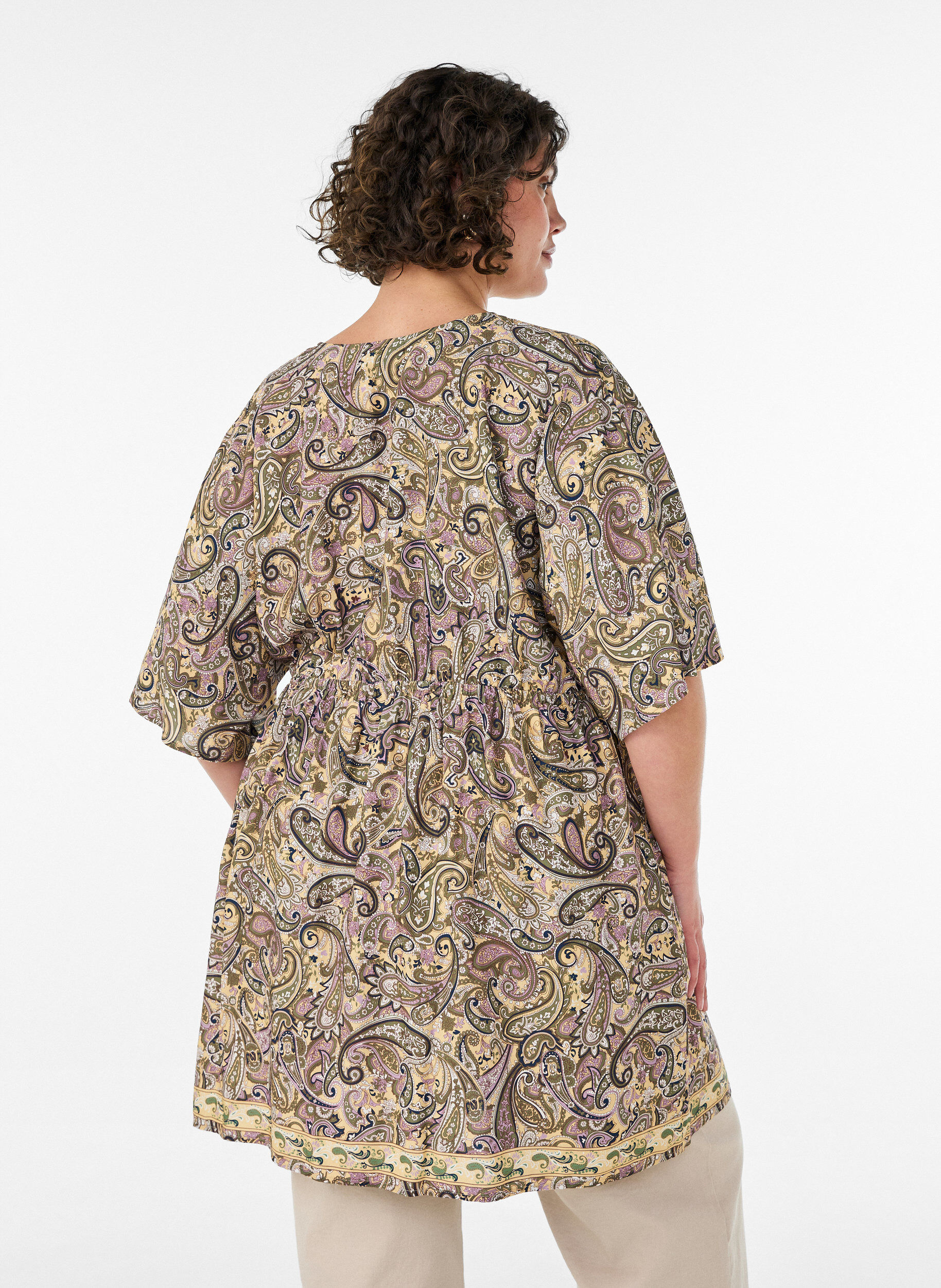 ZizziTunika aus Viskose mit Paisley-Print und Bindeband, Gelb, Model image number 2