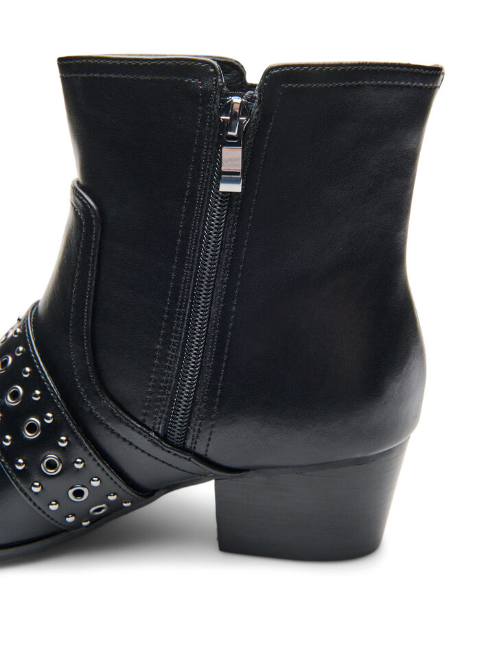 Kn&ouml;chelstiefel aus Leder mit Riemen und Nieten, Schwarz, Packshot image number 4