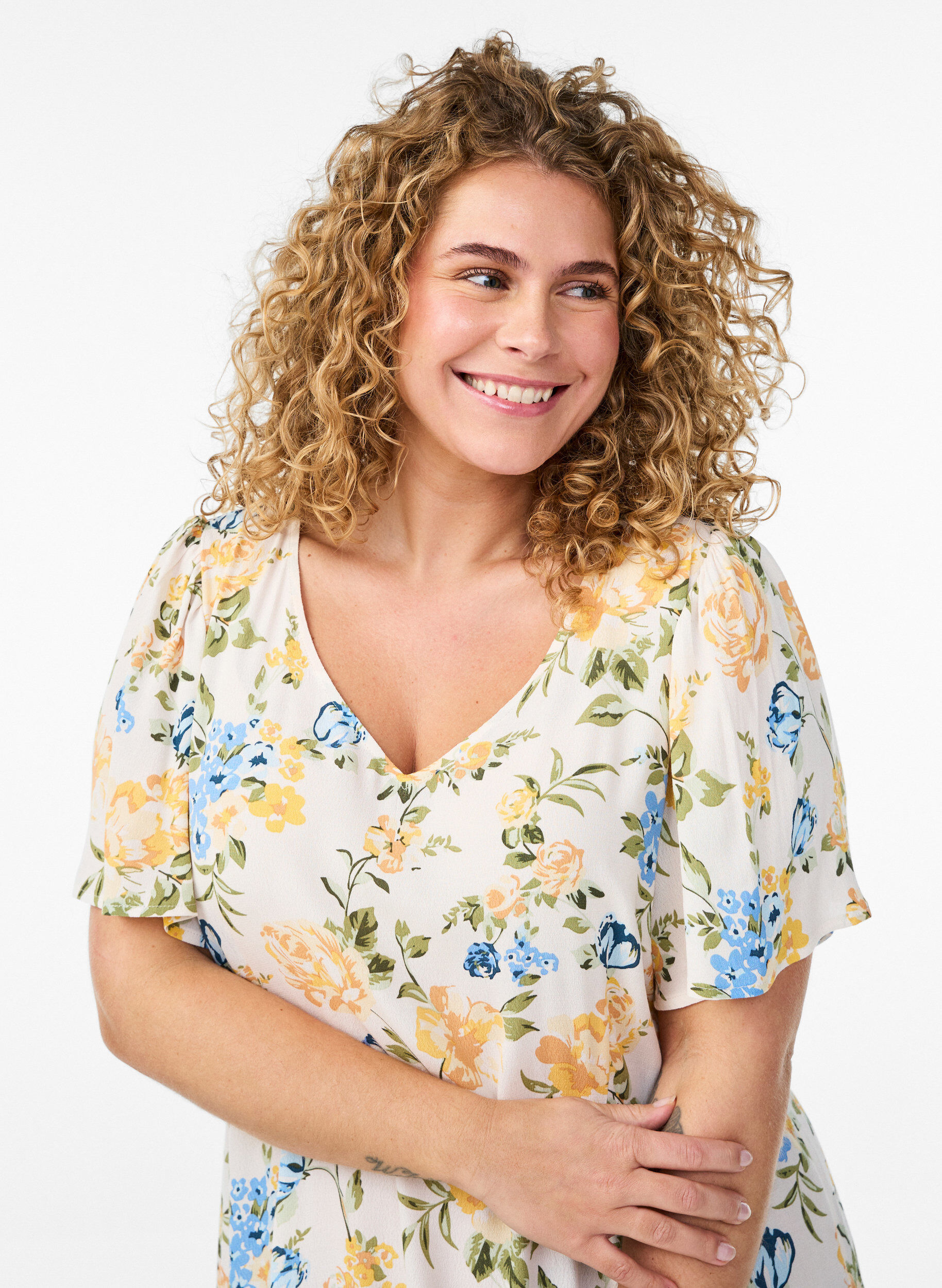 Zizzi Viskose-Midikleid mit Blumenprint, Blau, Model image number 2