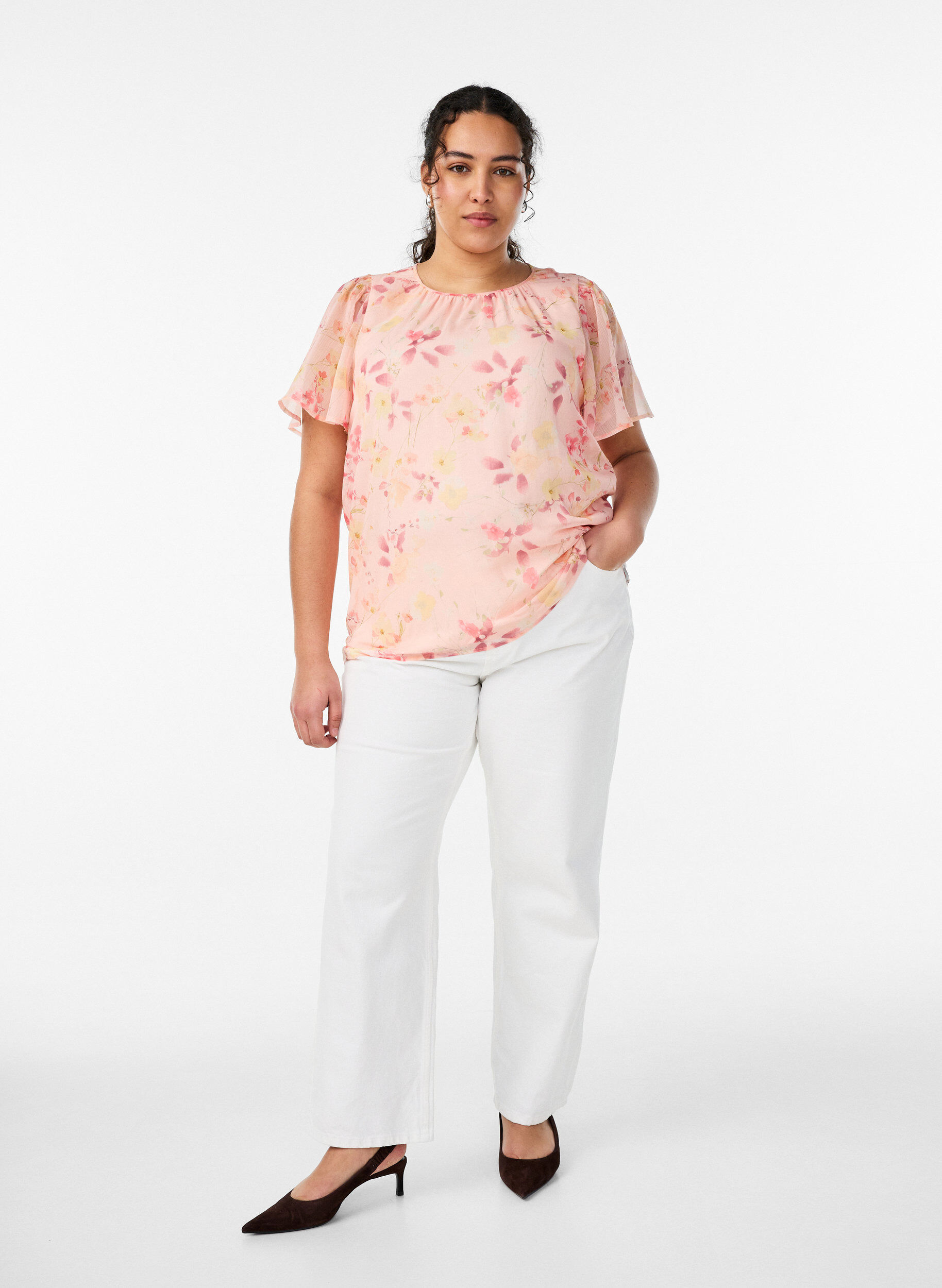 Zizzi Blouse &agrave; imprim&eacute; floral et manches vaporeuses, Orange clair, Model image number 1