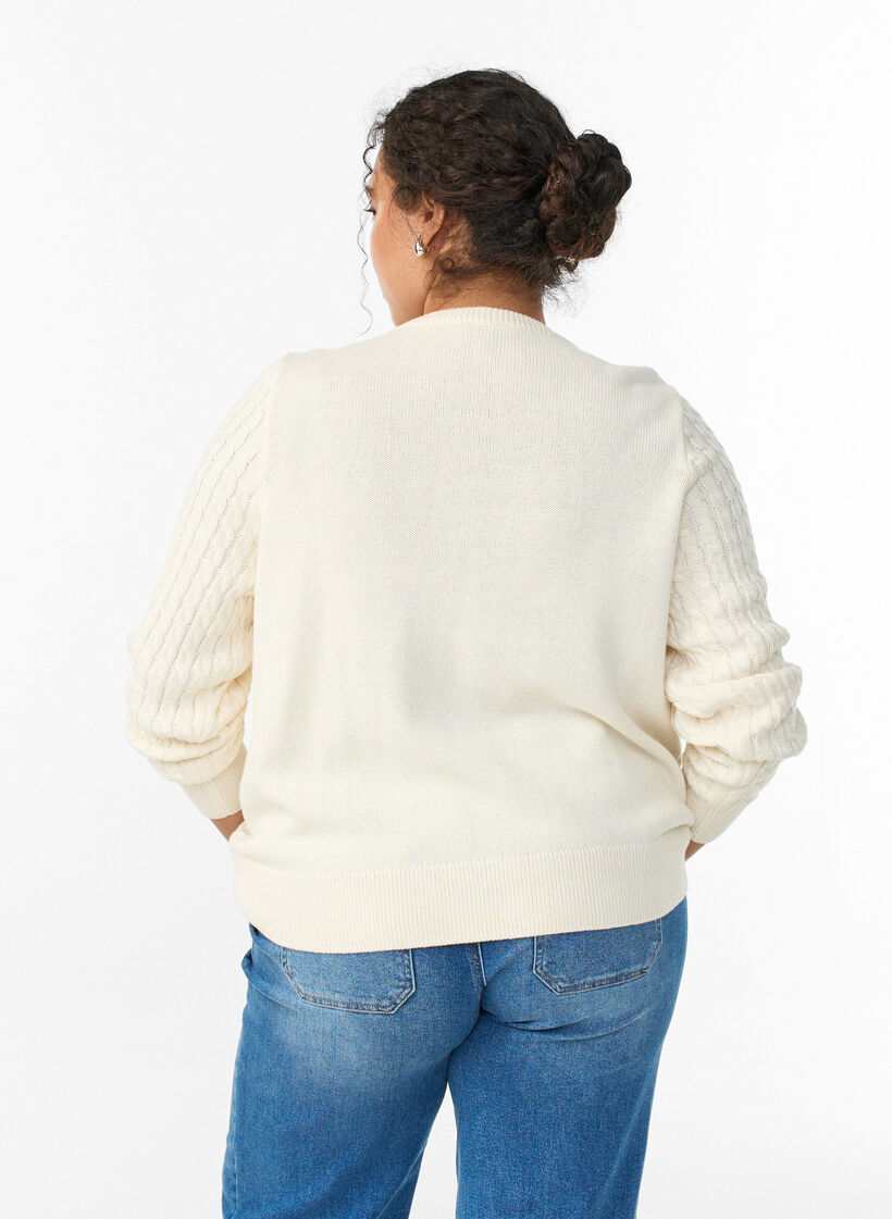 Cardigan en maille torsad&eacute;e avec boutons dor&eacute;s, Vanille, Model image number 2