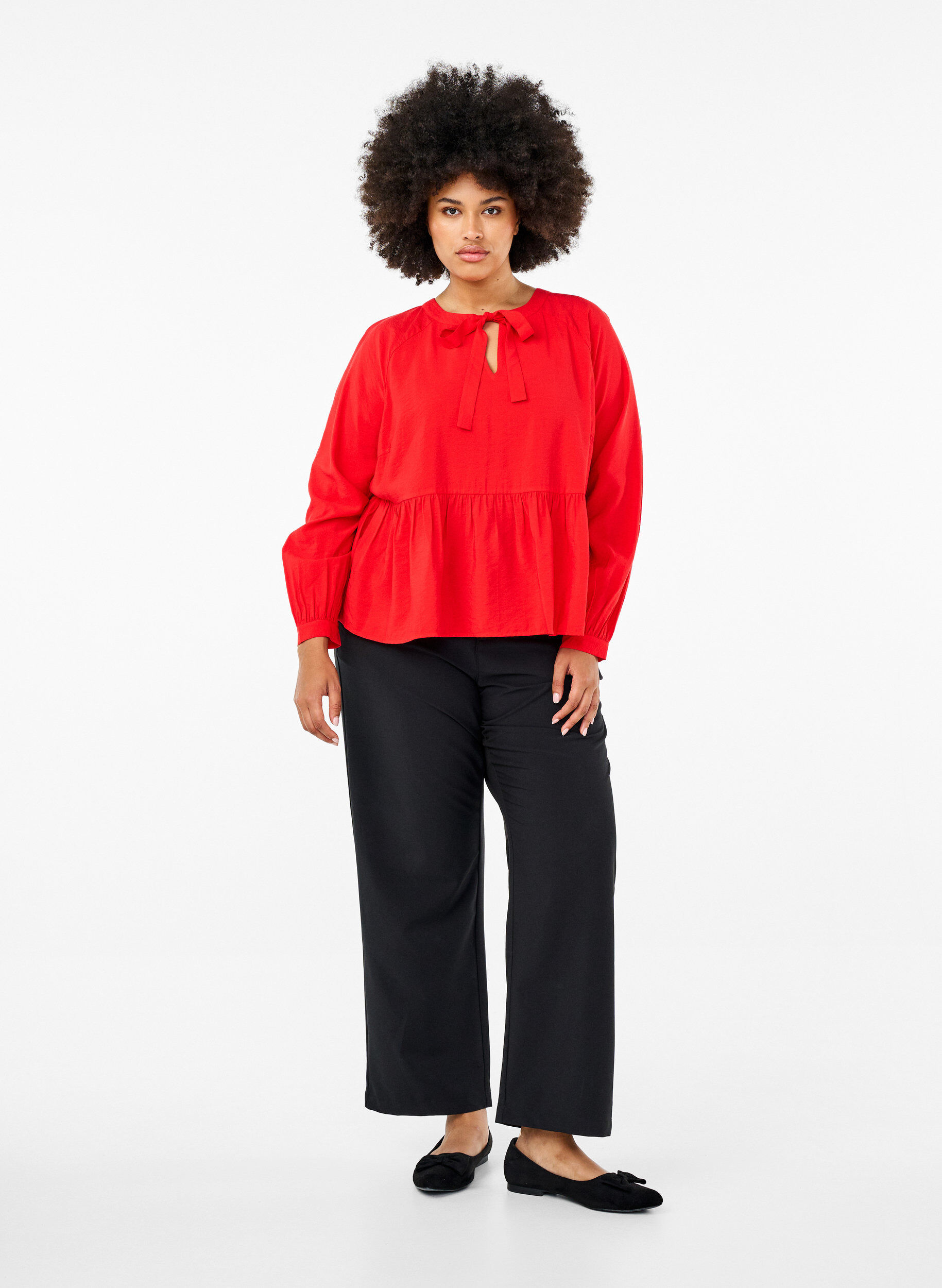Zizzi Bluse mit Schleife und langen &Auml;rmeln, Rot, Model image number 1
