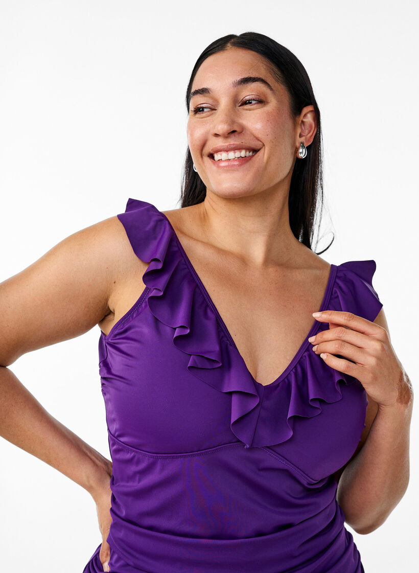 Badeanzug mit R&uuml;schen und herausnehmbarer Polsterung, Lila, Model image number 2