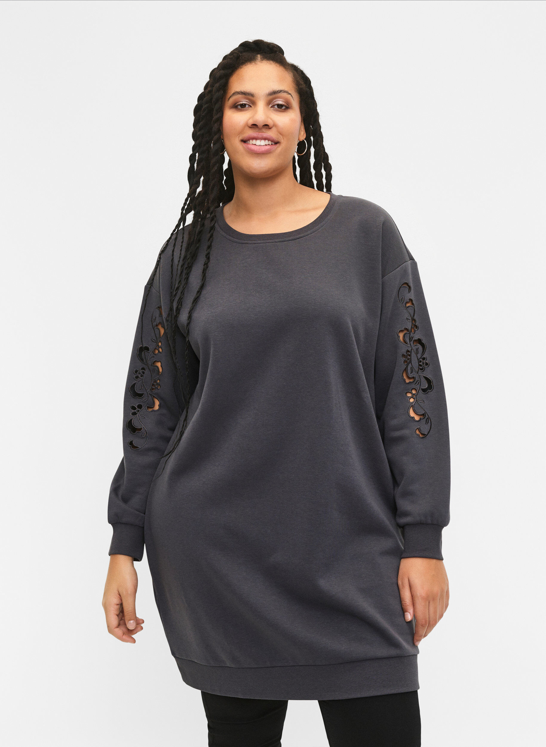 Zizzi Robe sweat avec d&eacute;tails brod&eacute;s., Dark Grey, Model image number 0