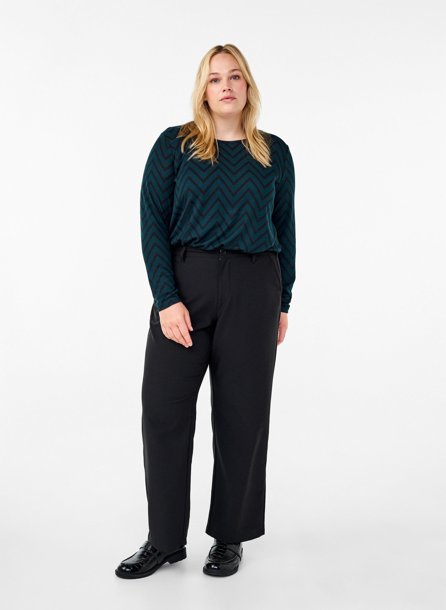 Zizzi Chemisier &agrave; motifs &agrave; manches longues, Vert fonc&eacute;, Model image number 1