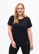 Trainings-T-Shirt mit Mesh und reflektierenden Details, Black, Model image number 0