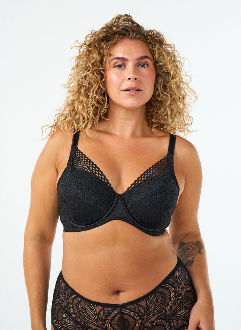 Soutien-gorge en dentelle avec bonnets rembourr&eacute;s, Noir, Model image number 0