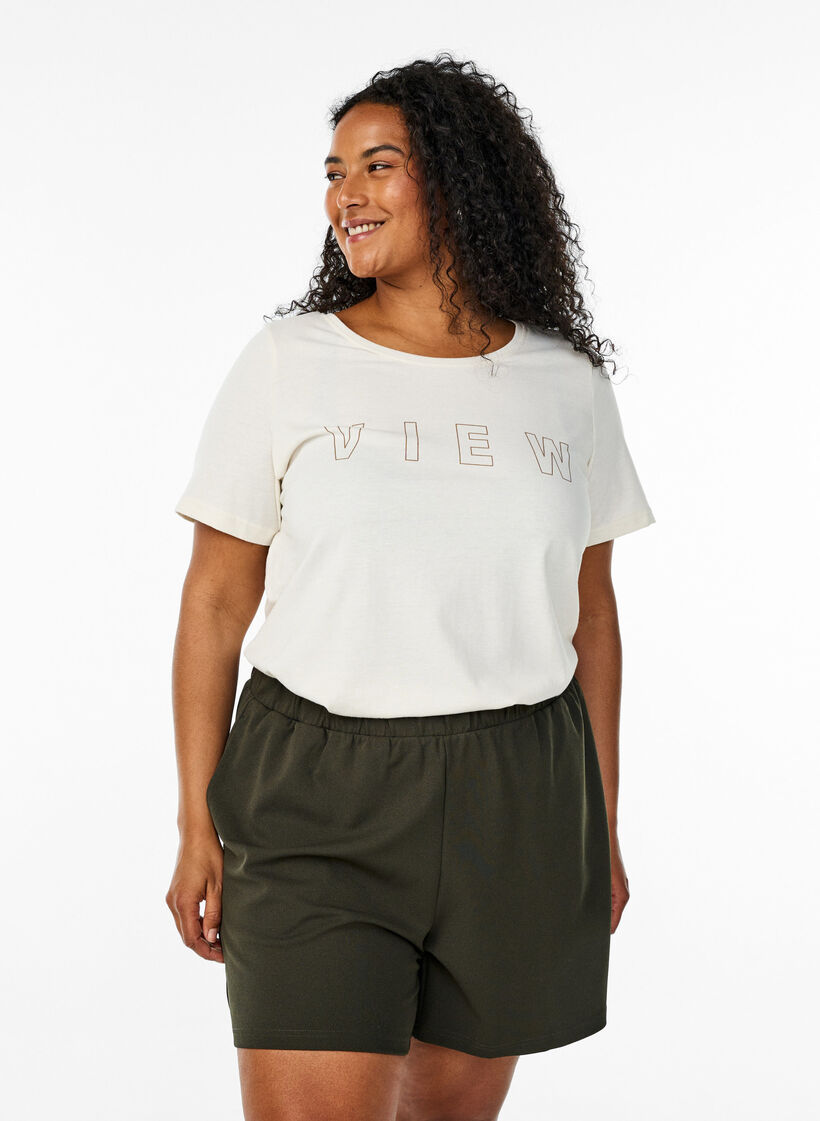 Shorts amples avec des poches, Vert, Model image number 0