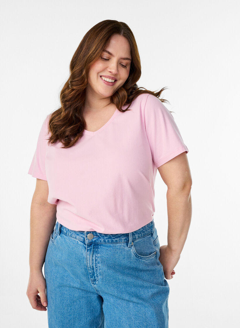 Einfarbiges Basic-T-Shirt aus Baumwolle, Rot, Model image number 0