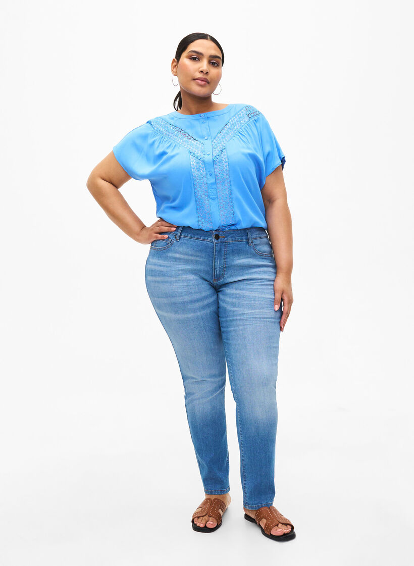 Chemisier en viscose avec bordure en dentelle, Marina, Model image number 2