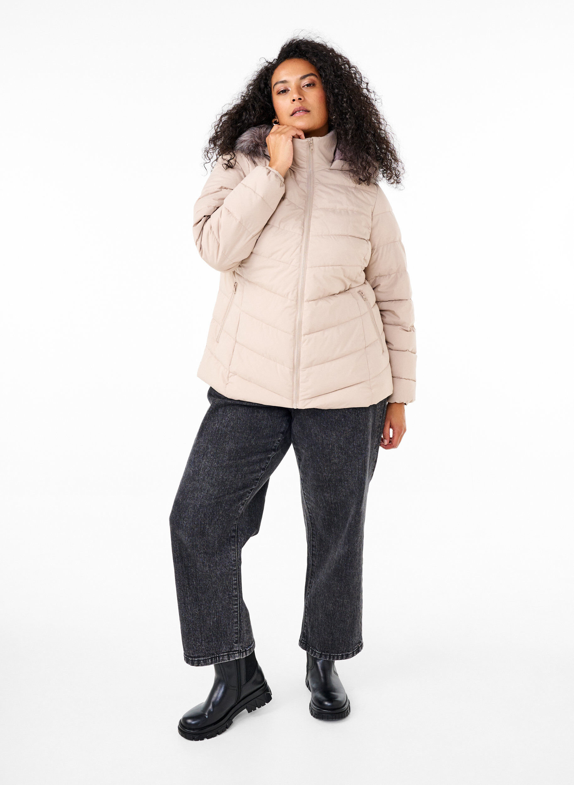 ZizziVeste courte &agrave; capuche, Beige, Model image number 1
