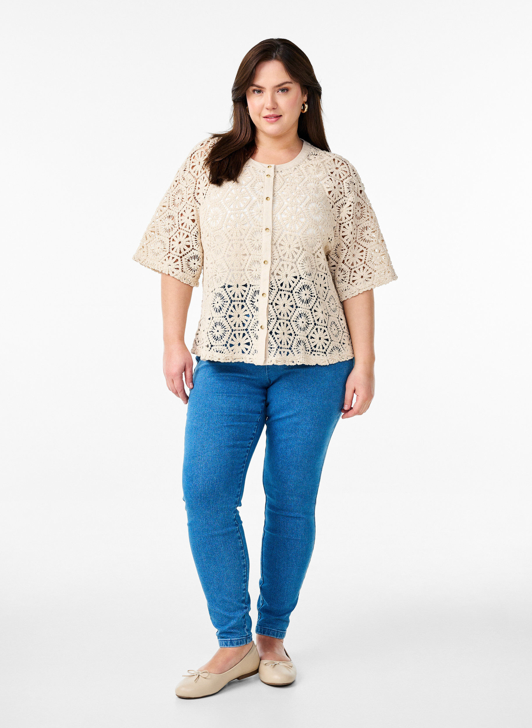 Zizzi H&auml;kel Cardigan mit kurzen &Auml;rmeln, Beige, Model image number 1