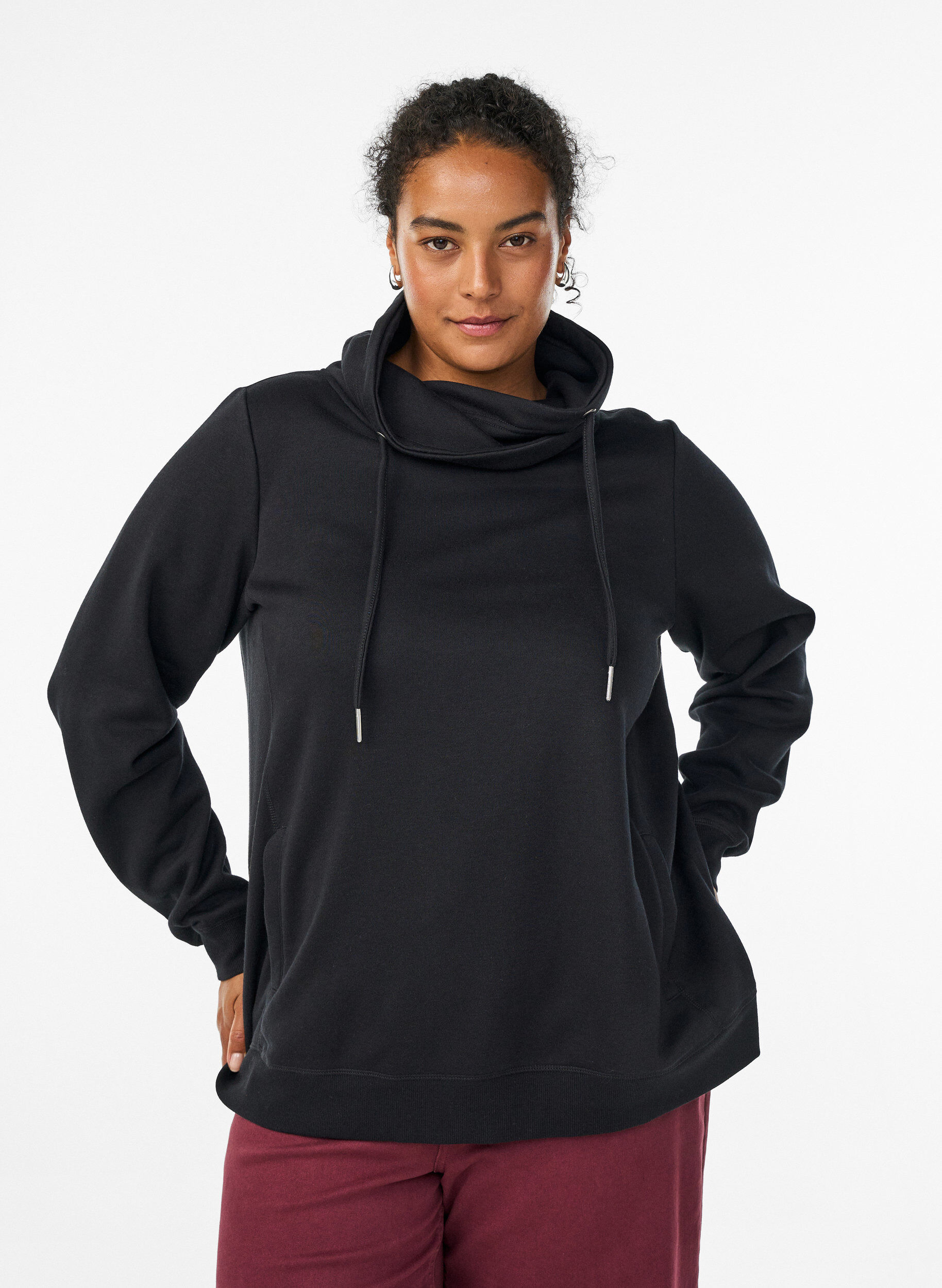 Zizzi Sweatshirt mit Stehkragen und Taschen, Schwarz, Model image number 0