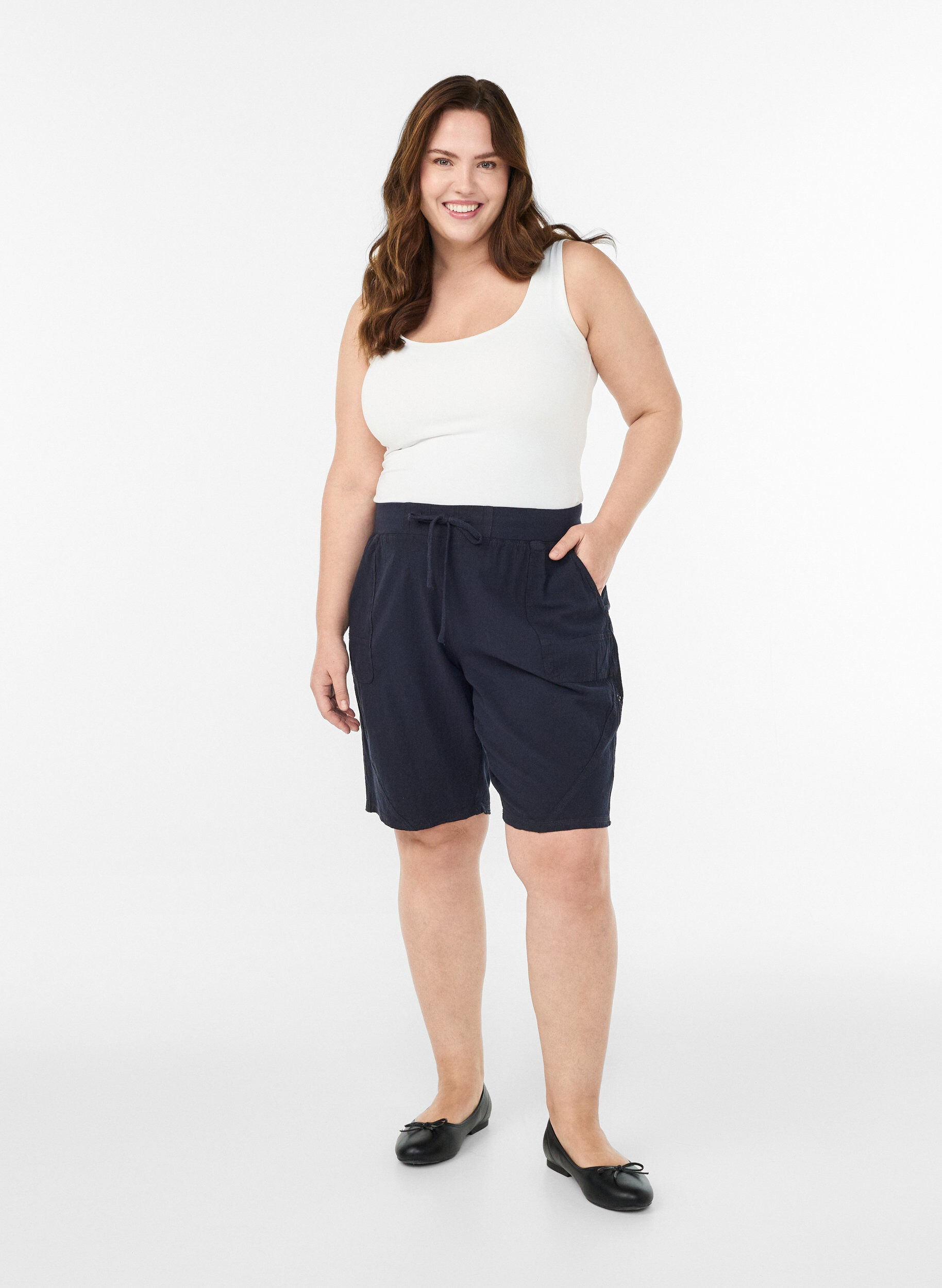 ZizziShort en coton ample avec poches, Bleu, Model image number 1