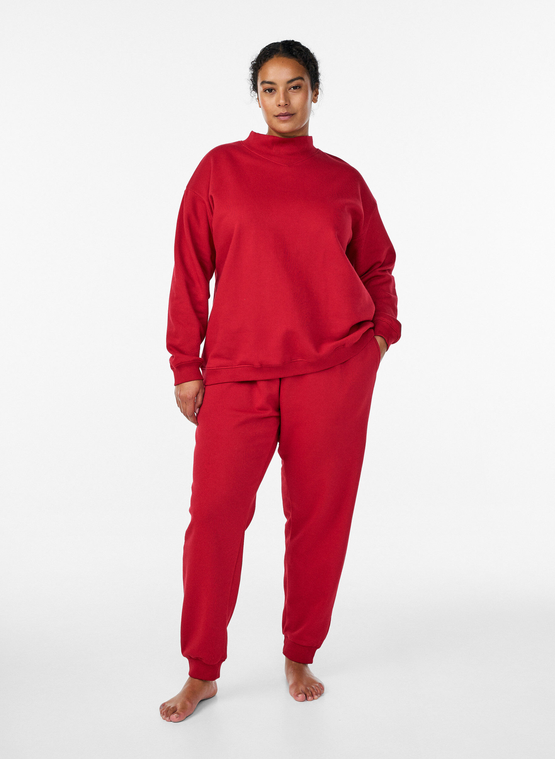 Zizzi Sweatshirt mit hohem Kragen und langen &Auml;rmeln, Rot, Model image number 1