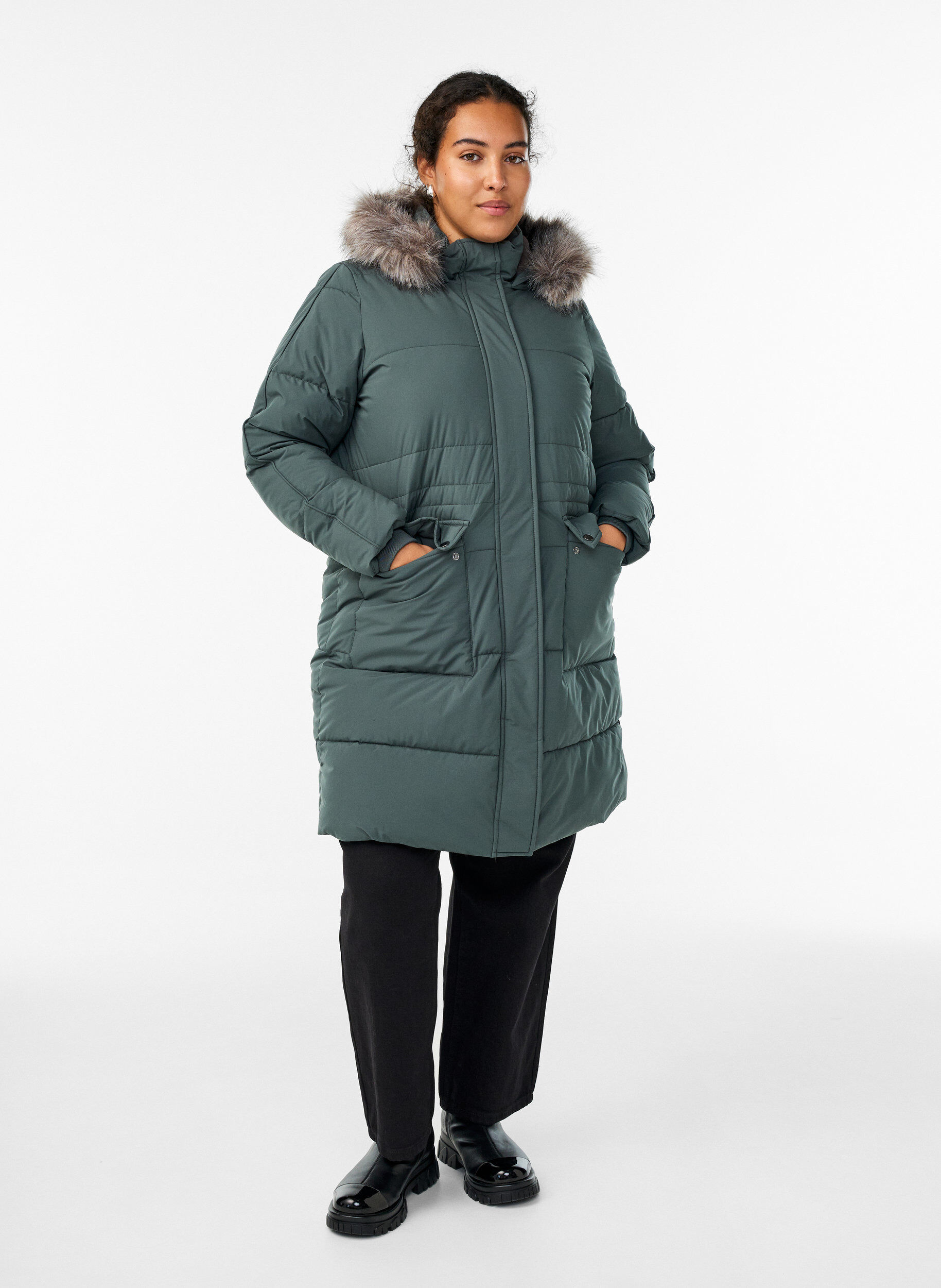 Zizzi Wasserabweisender Parka mit Kunstpelzkragen, Gr&uuml;n, Model image number 1