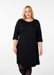 Robe &eacute;vas&eacute;e manches 3/4, Noir, Model image number 0