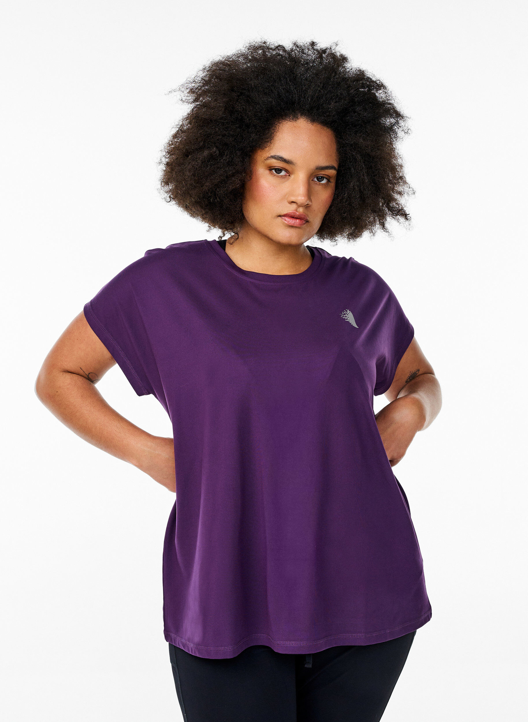 ZizziEinfarbiges Trainings-T-Shirt, Lila, Model image number 0