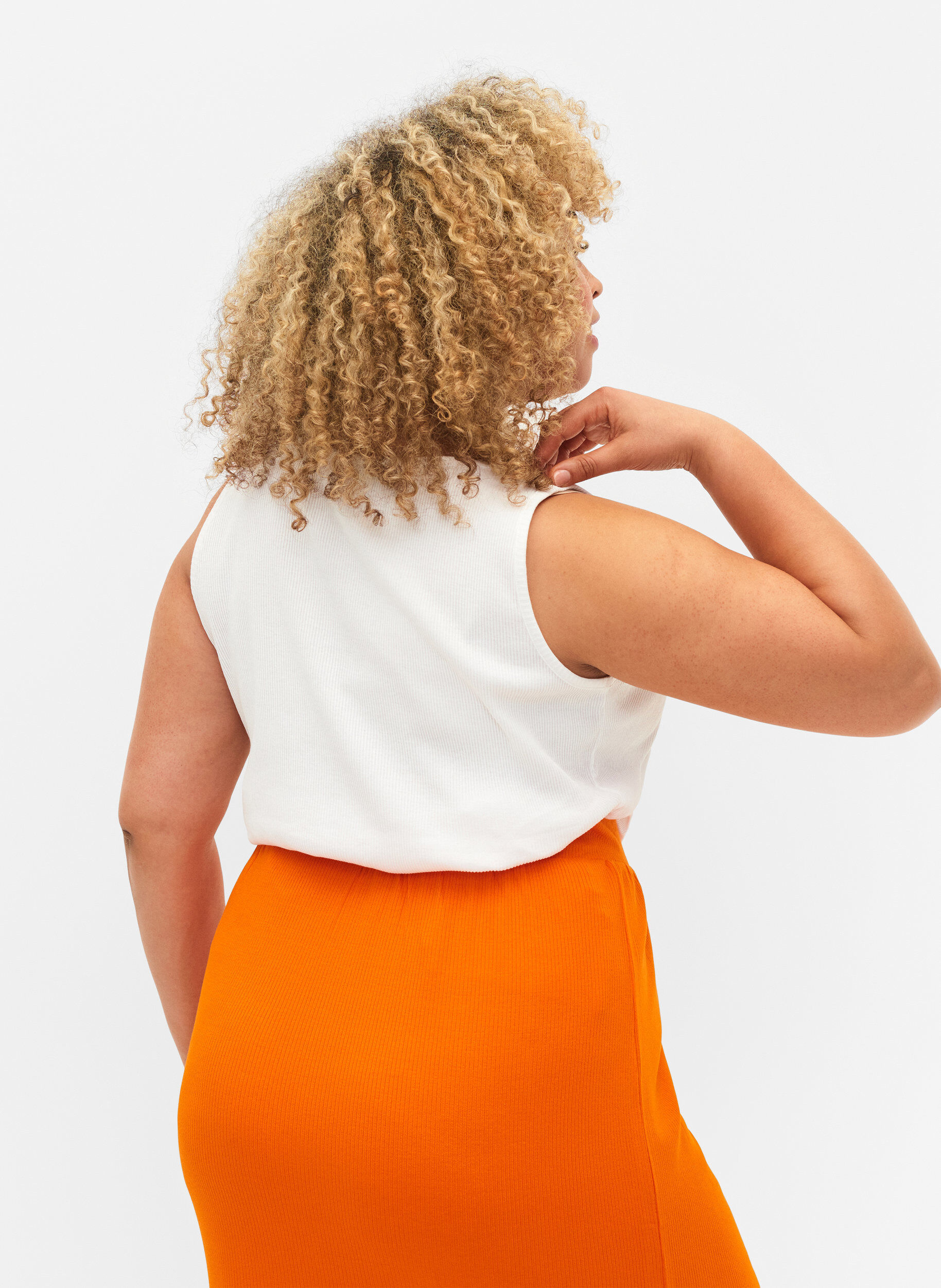 Zizzi Pack de 2 d&eacute;bardeurs basics &agrave; c&ocirc;tes, Black/Bright White, Model image number 1