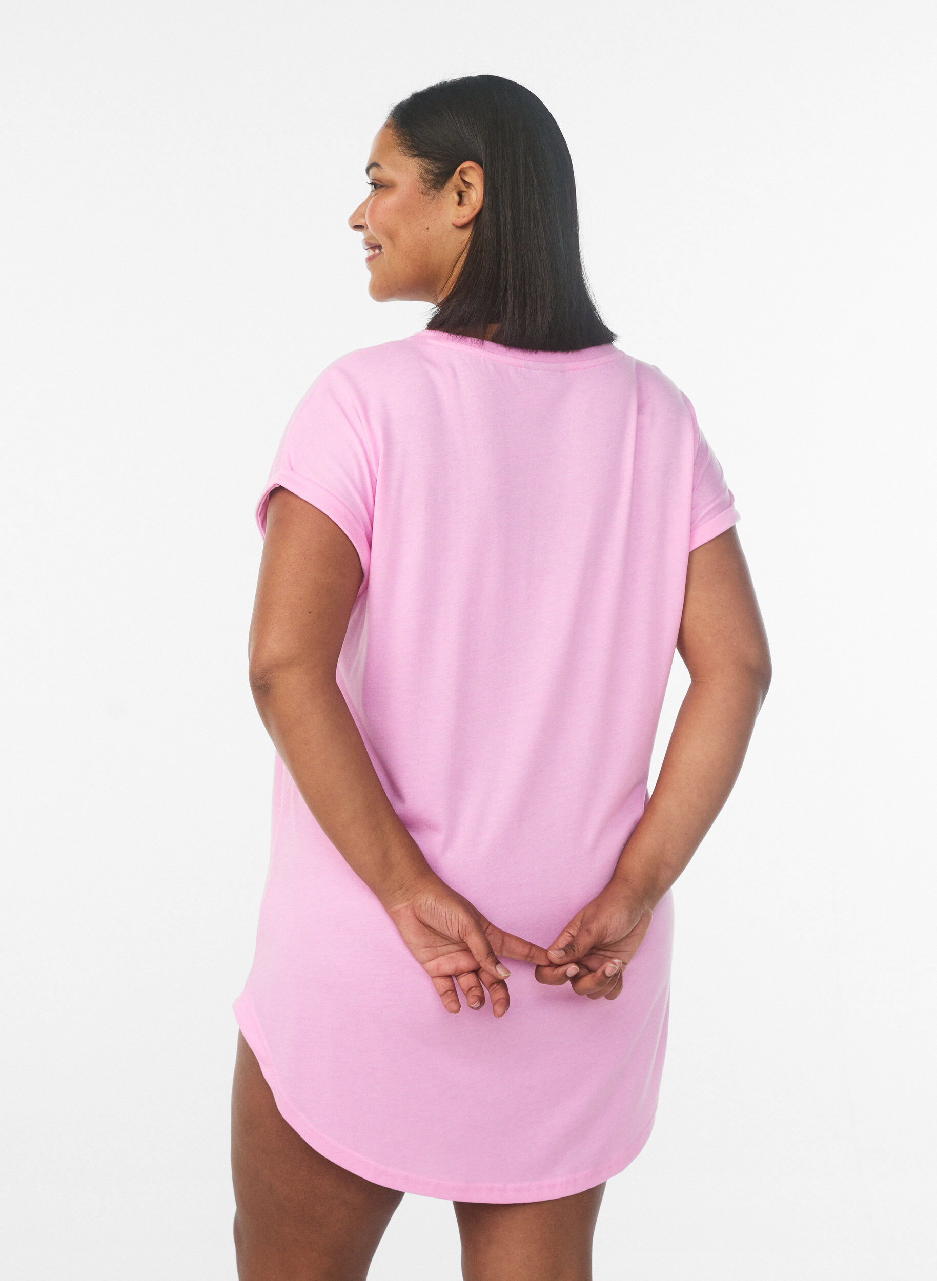ZizziChemise de nuit &agrave; manches courtes avec imprim&eacute; de texte, Rose, Model image number 2