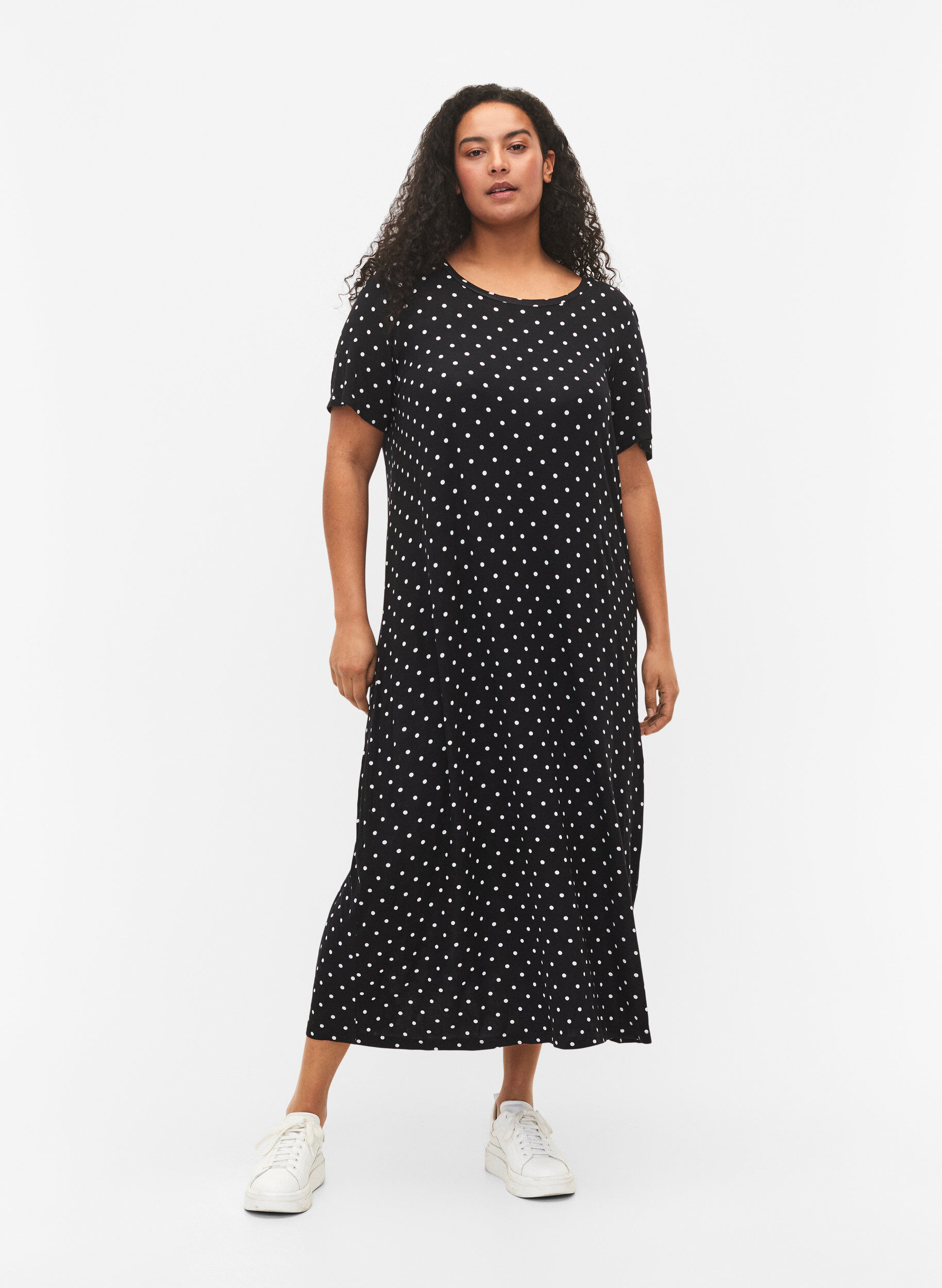 Zizzi Midikleid mit kurzen &Auml;rmeln aus Viskose, Black Dot, Model image number 0