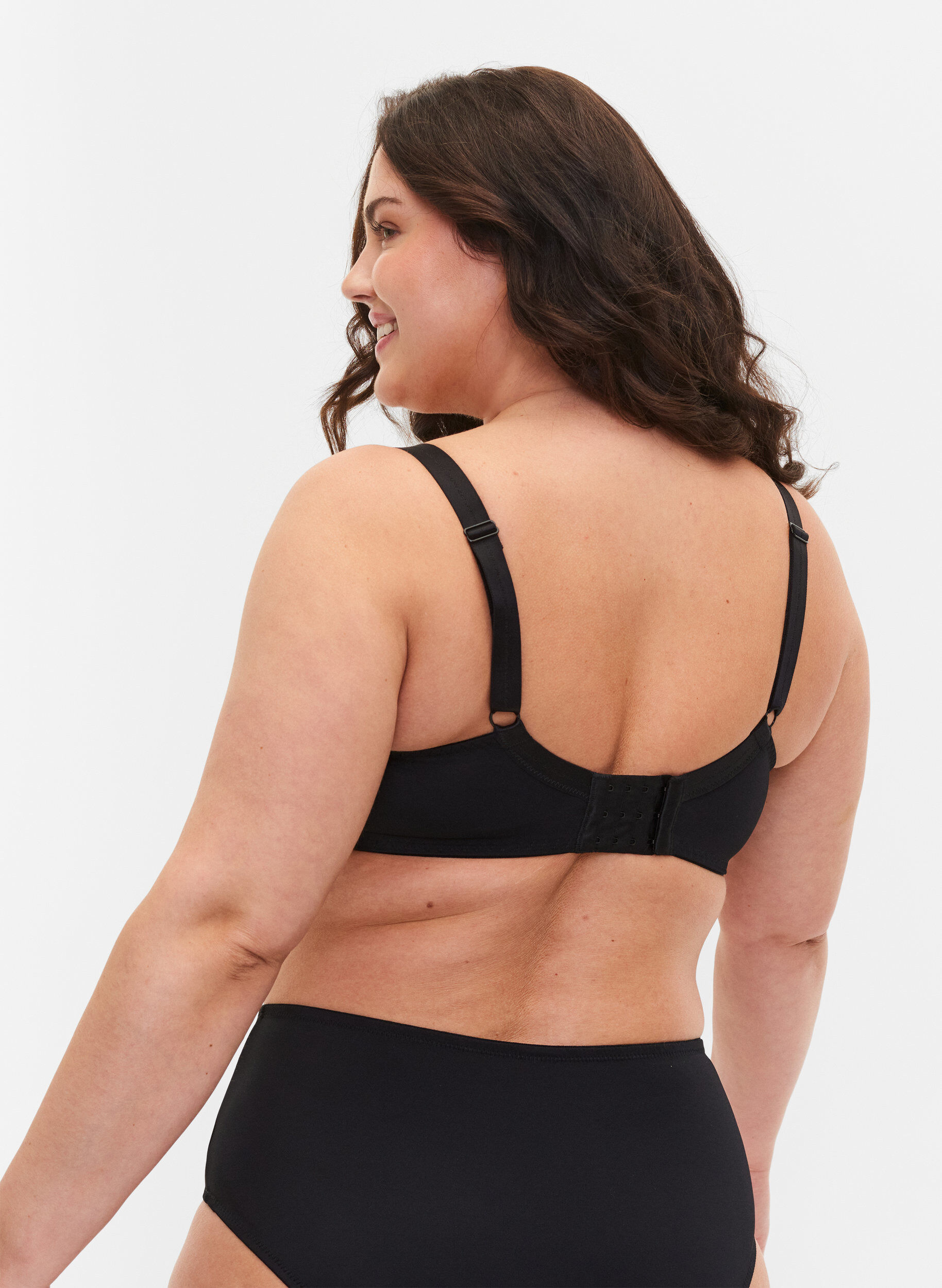 Zizzi Soutien-gorge &agrave; armatures en dentelle, Black, Model image number 1