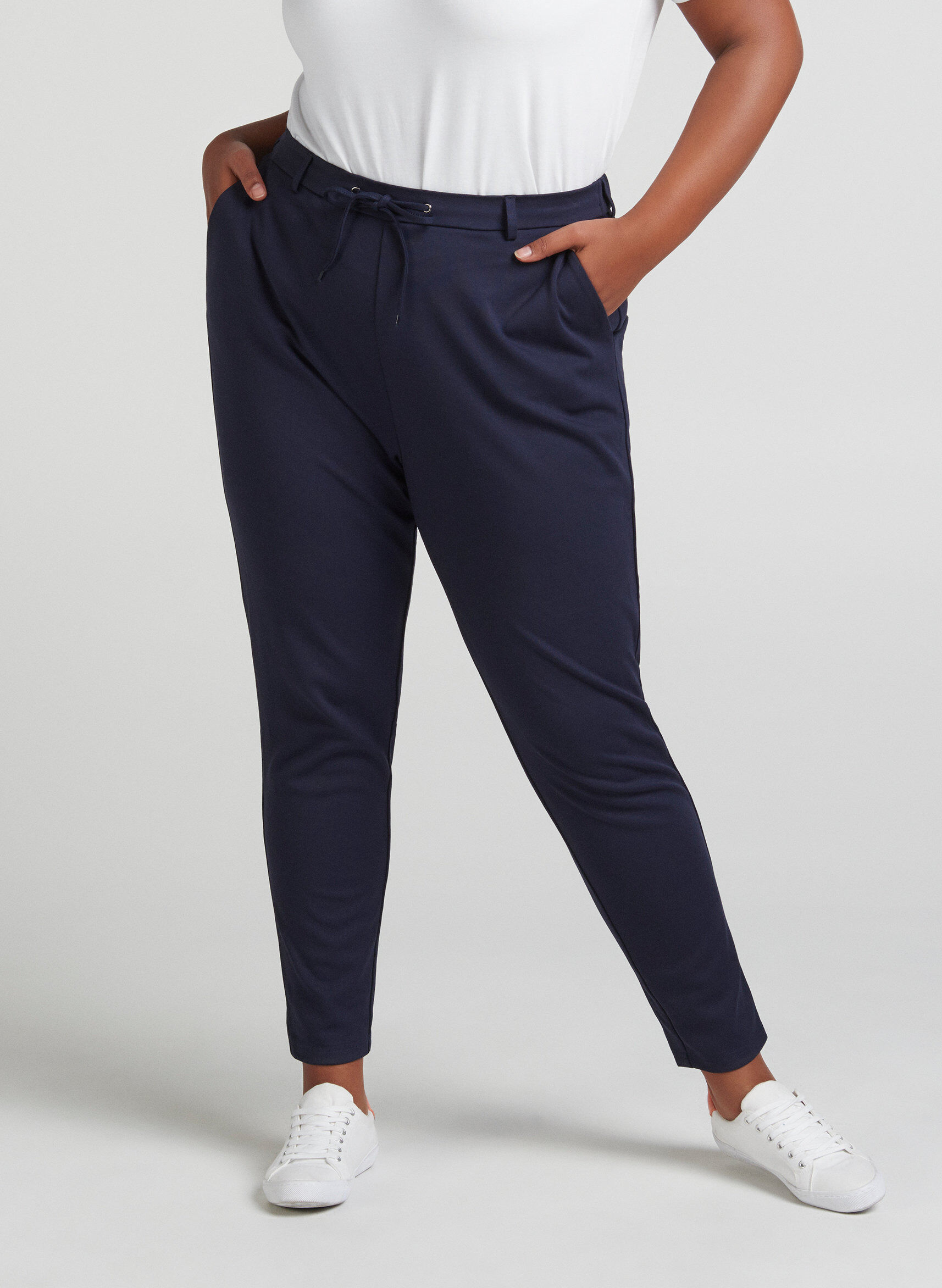 Zizzi Pantalon Maddison, Night Sky, Model image number 1