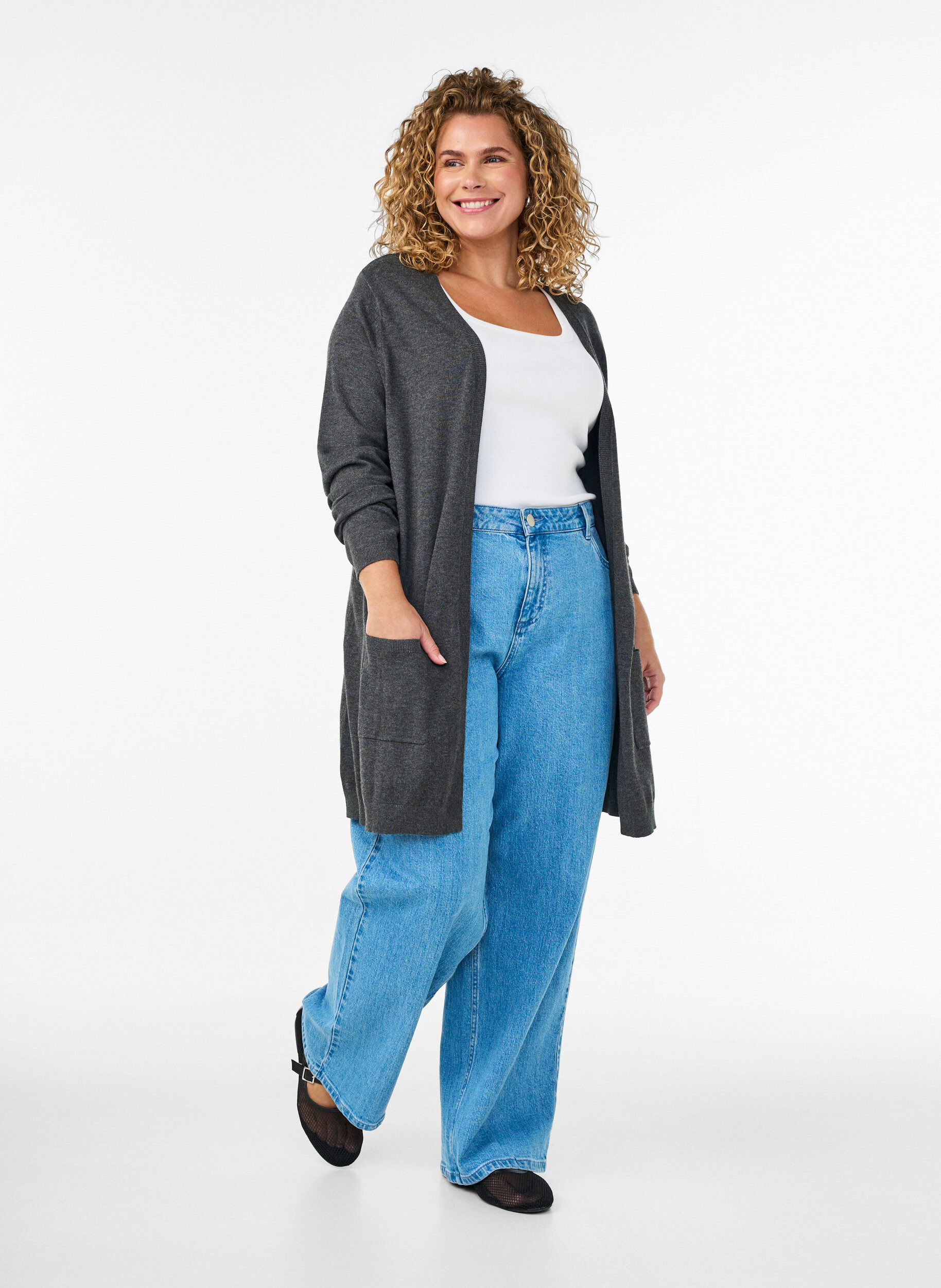ZizziLange Strickjacke aus einer Viskosemischung, Grau, Model image number 2