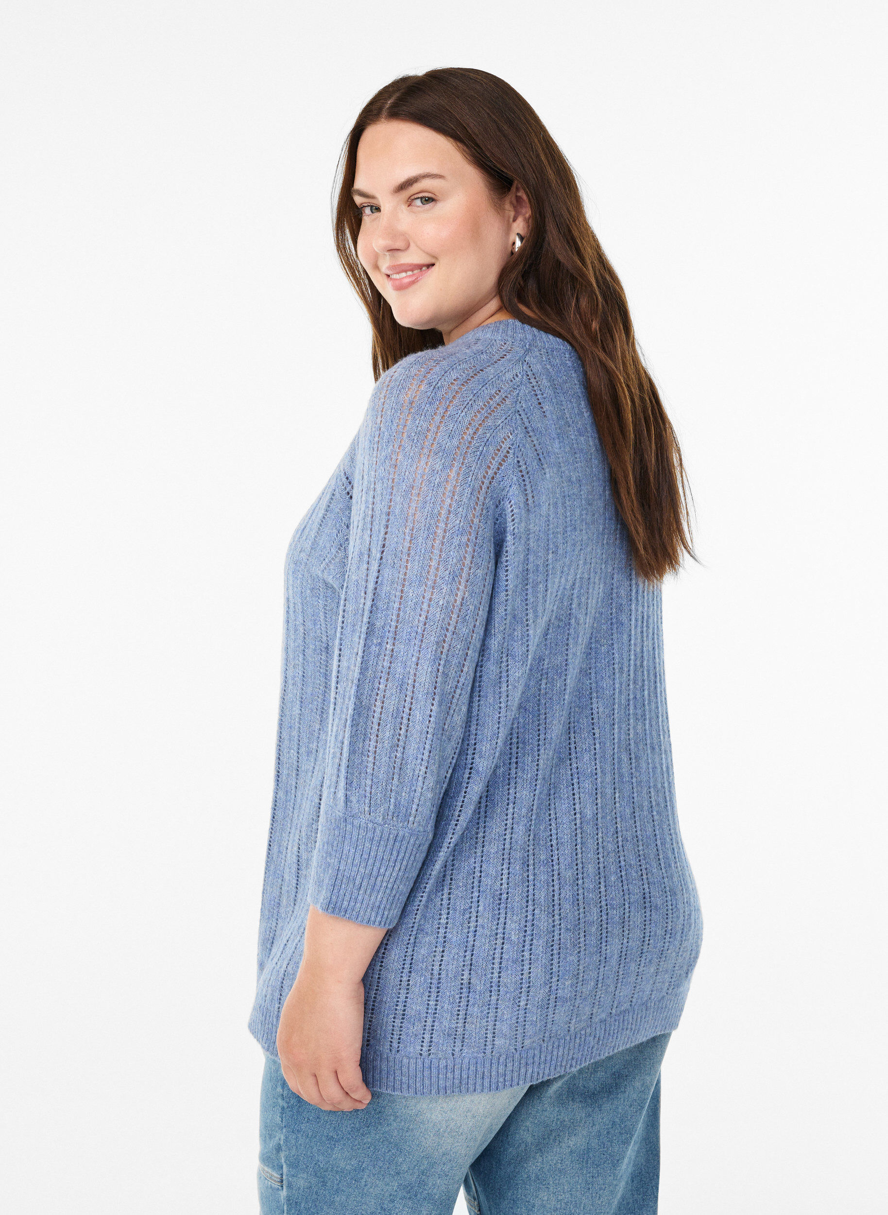 Zizzi Lockere Strickbluse aus Viskose mit 3/4-&Auml;rmeln und Lochmuster, Blau, Model image number 2