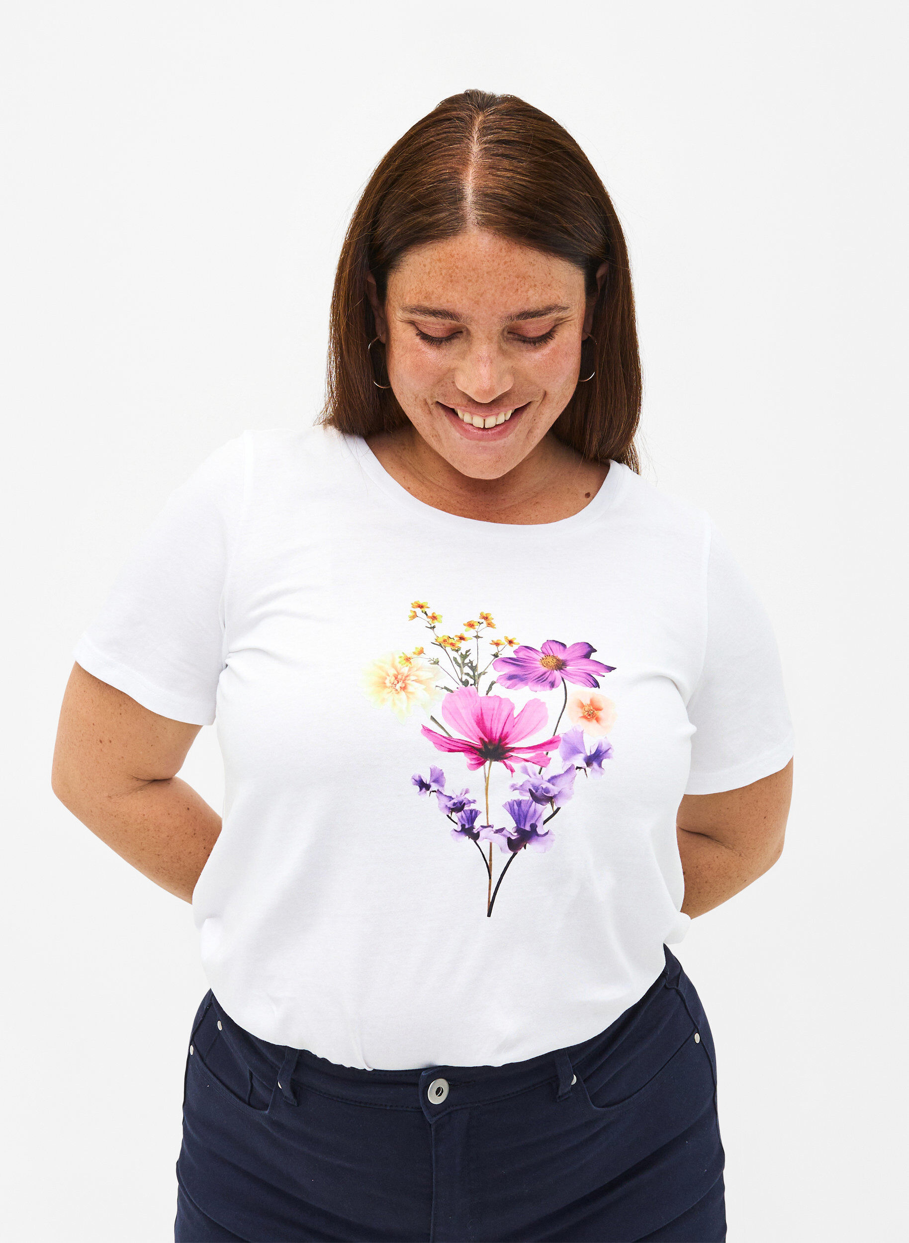 Zizzi T-shirts &agrave; motif floral, Bright W. w. Flower, Model image number 0