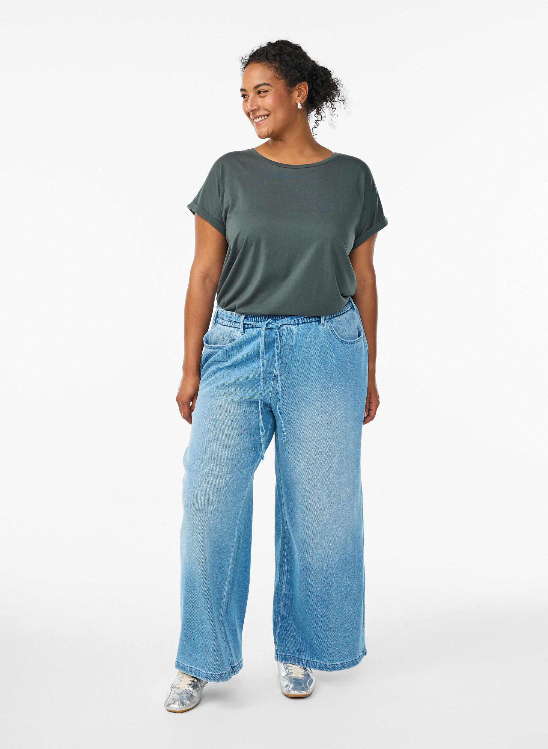 Zizzi Kurz&auml;rmeliges T-Shirt aus Baumwollmischgewebe, Gr&uuml;n, Model image number 1