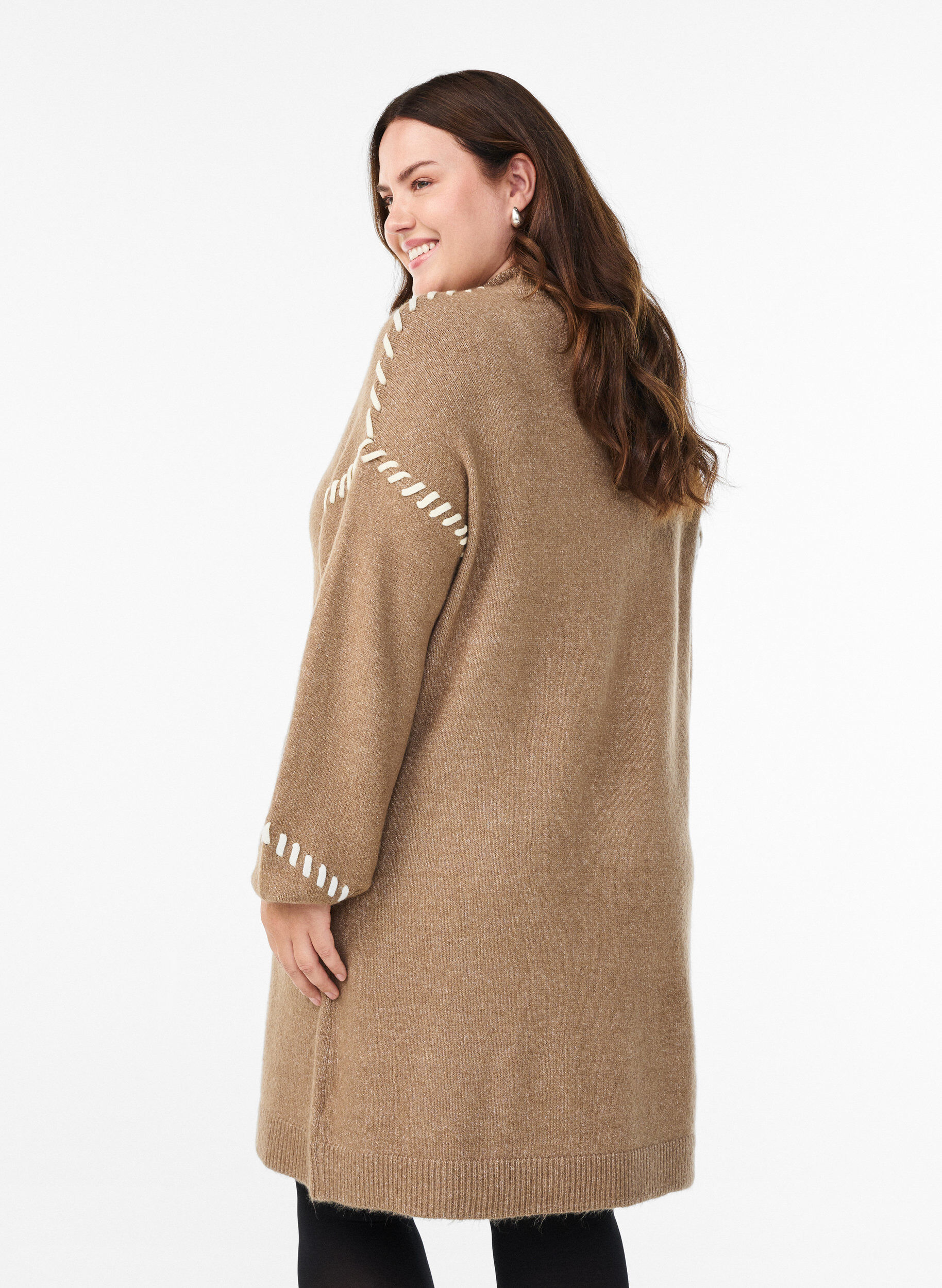 Zizzi Strickkleid mit Kontrastn&auml;hten, Braun, Model image number 2