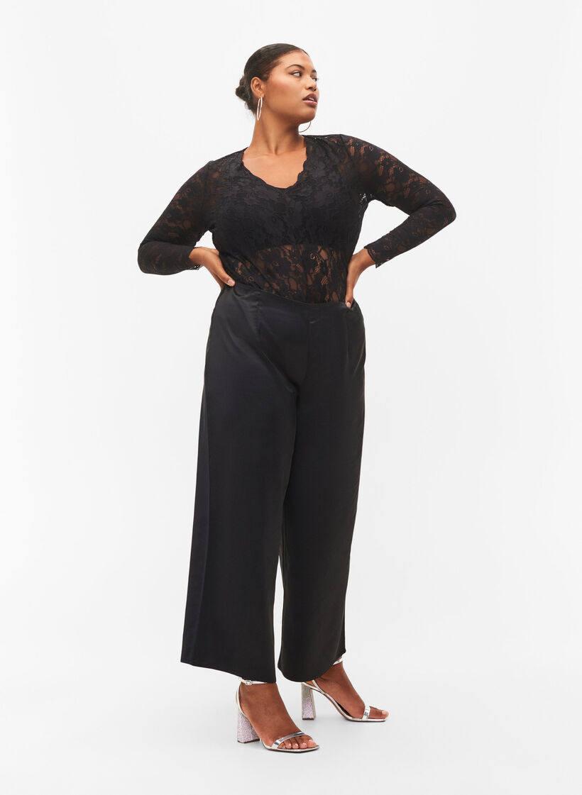 Pantalon en satin avec largeur, Black, Model image number 0