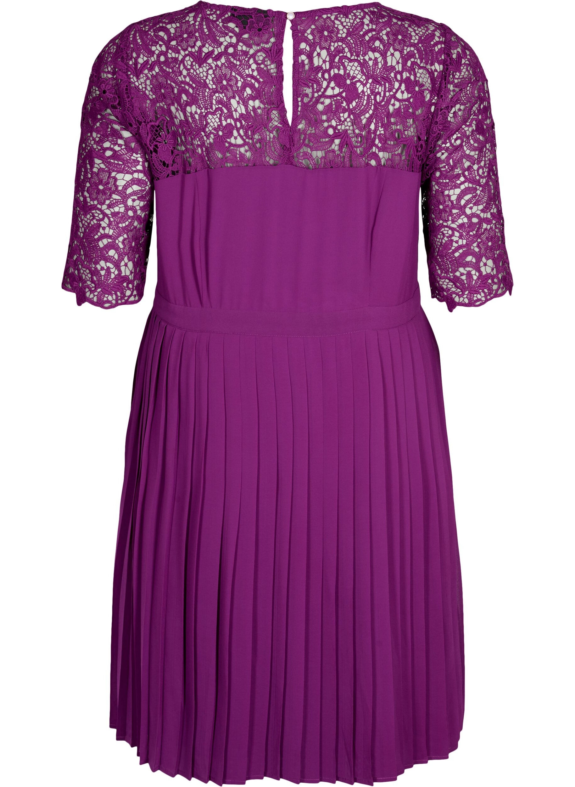Zizzi Kurz&auml;rmeliges Kleid mit Spitzenoberteil, Grape Juice, Packshot image number 1