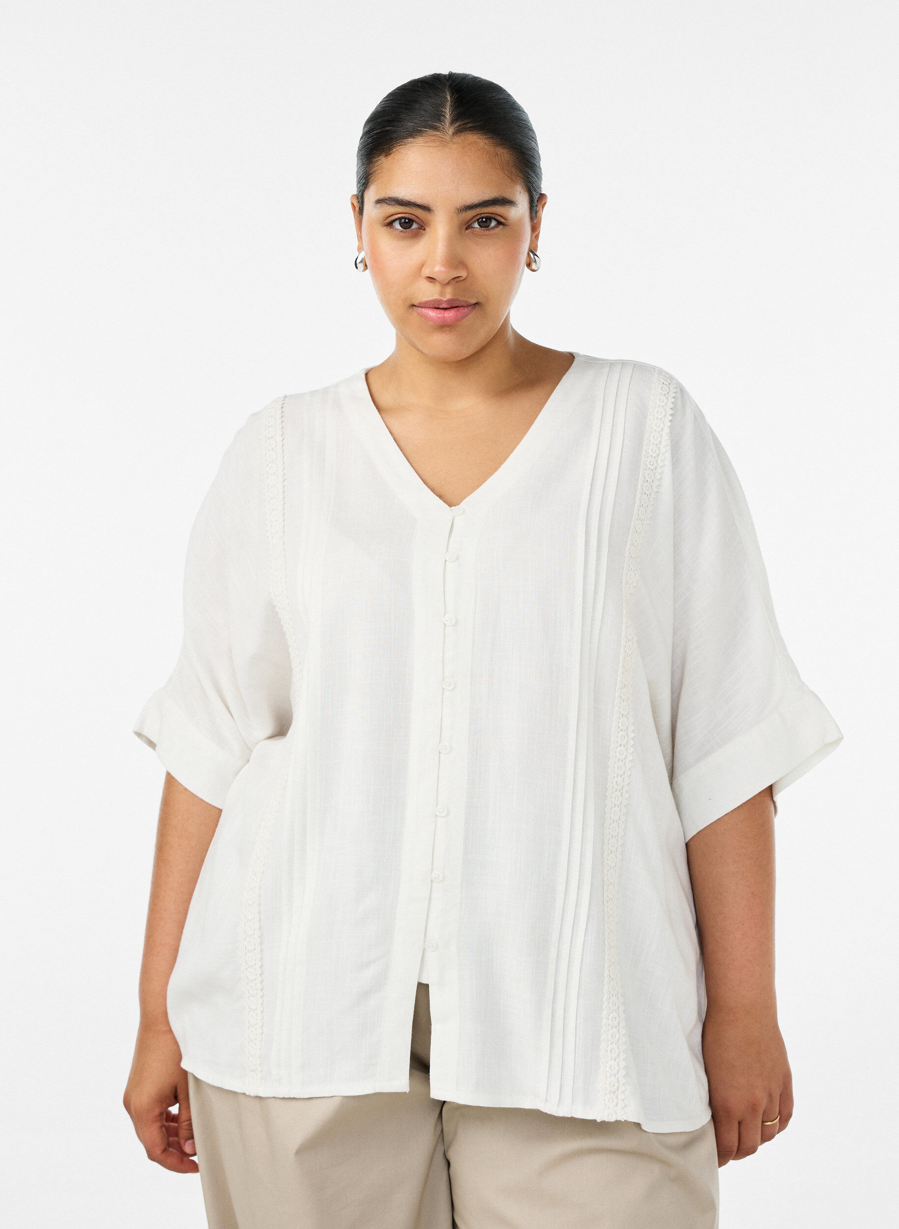 ZizziViskosebluse mit Crochet-Besatz und Kn&ouml;pfen, Vanille, Model image number 0