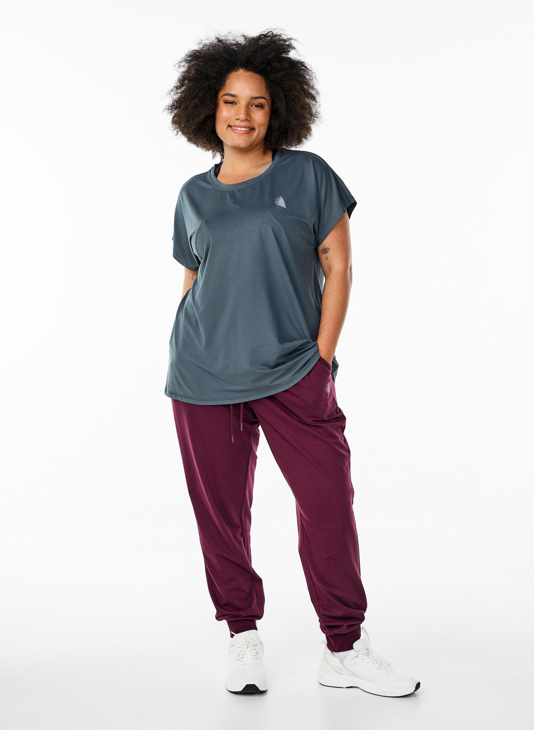ZizziT-shirt de sport couleur unie, Vert fonc&eacute;, Model image number 1