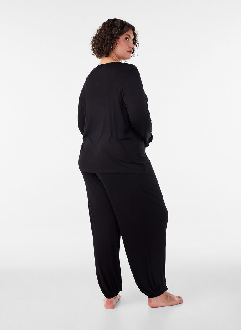 Lockere Pyjamahose aus Viskose mit elastischem Bund, Schwarz, Model image number 1