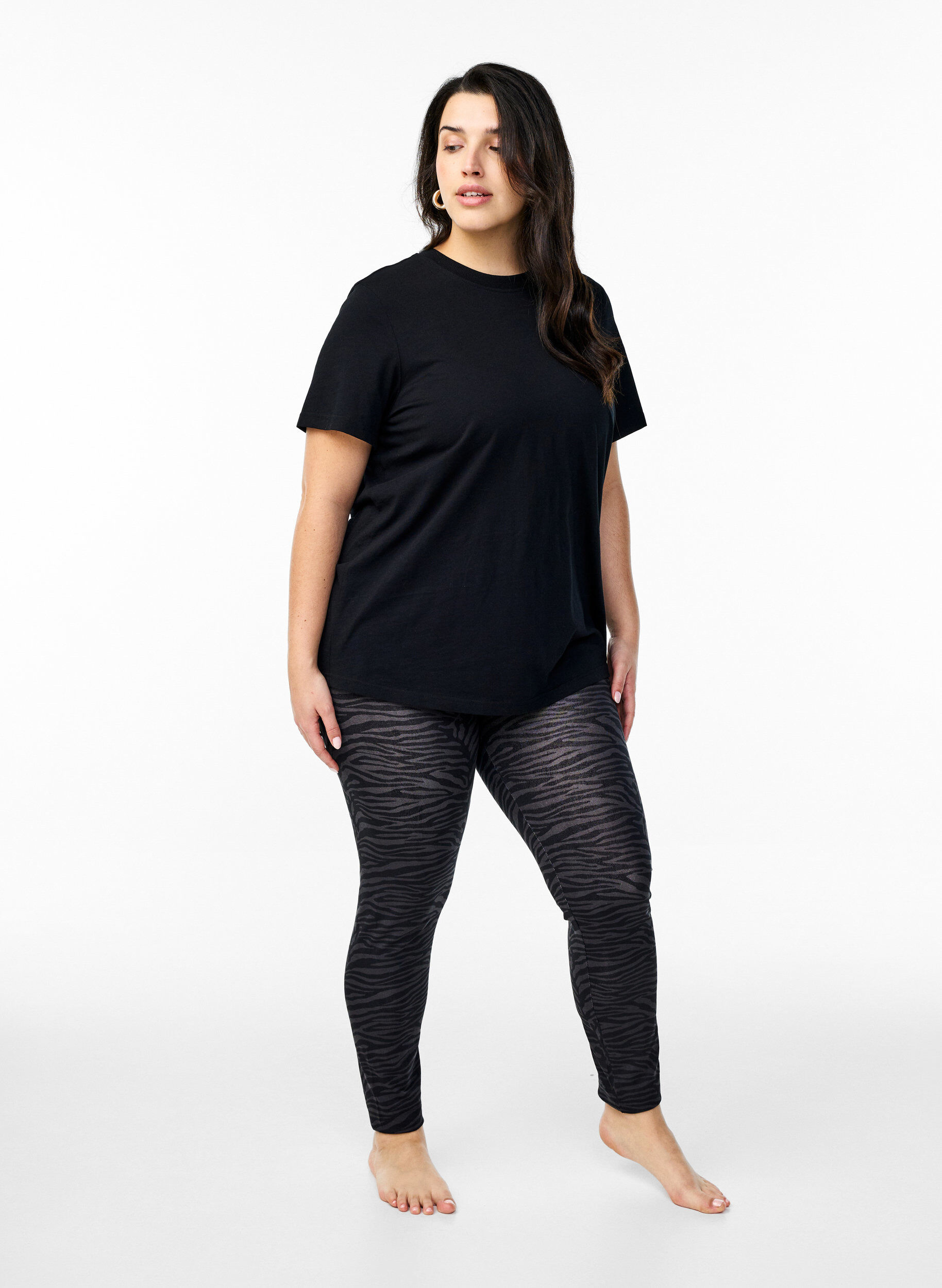 Zizzi Viskose Leggings mit Druck, Schwarz, Model image number 1