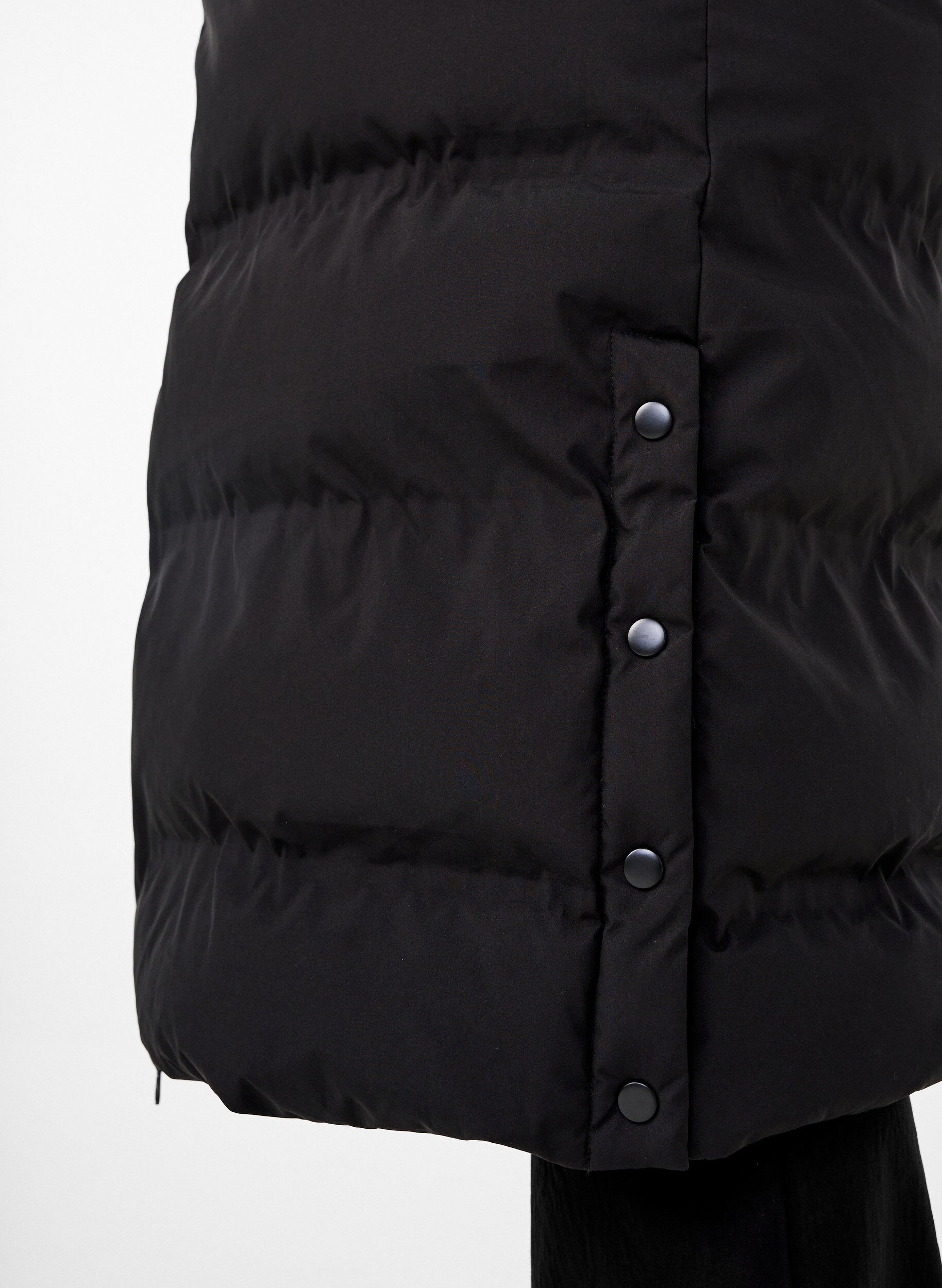 ZizziManteau d'hiver long et matelass&eacute; avec capuche, Noir, Model image number 3
