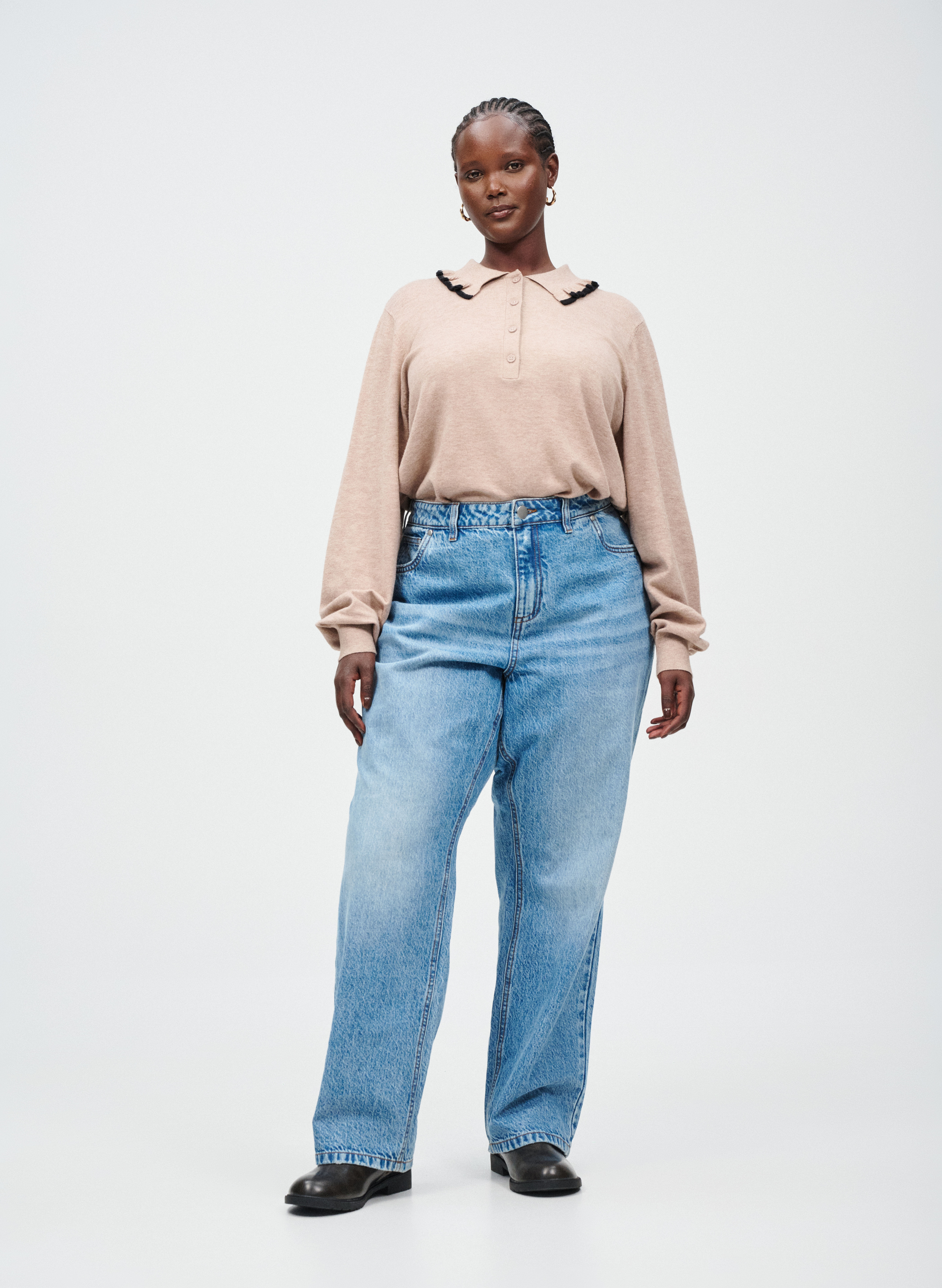 Zizzi Polo mit Detailkragen, , Model