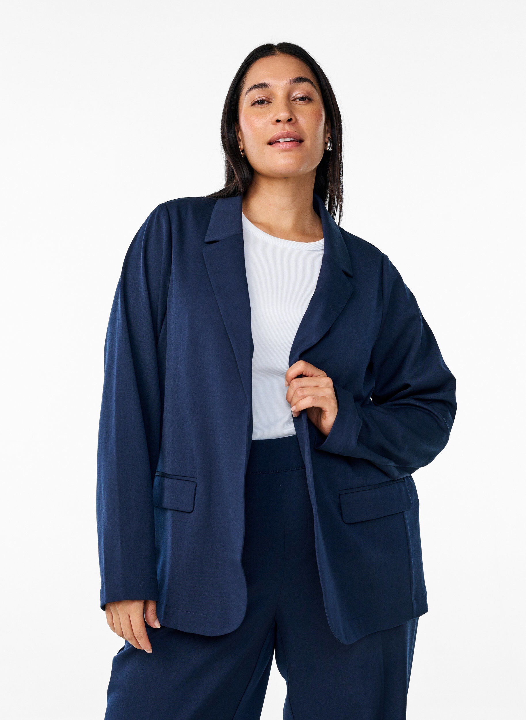 Offener Blazer mit Taschen, Blau, Model