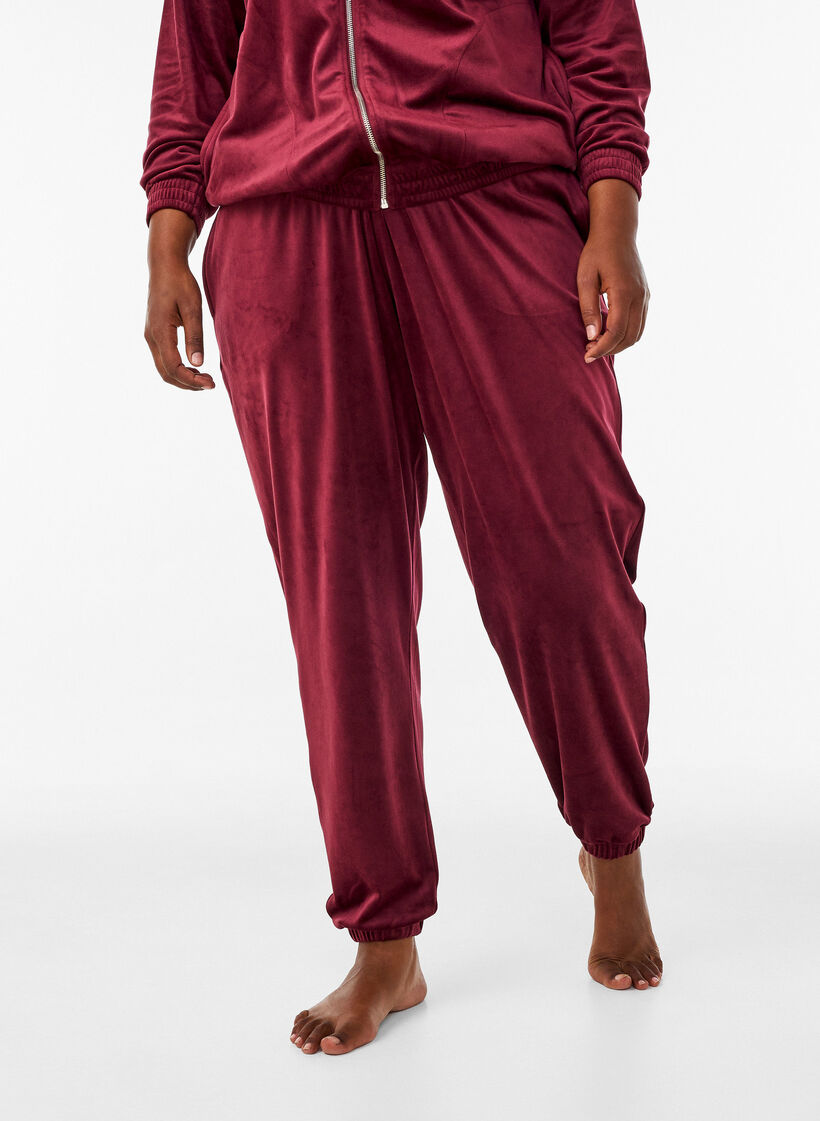 Lockere Hose aus Velours, Rot, Model image number 2