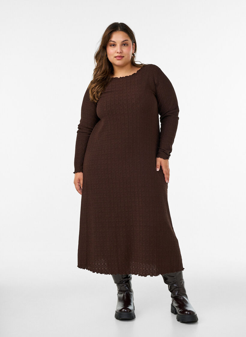 Robe midi avec une texture ondul&eacute;e et des manches longues, Marron, Model image number 1