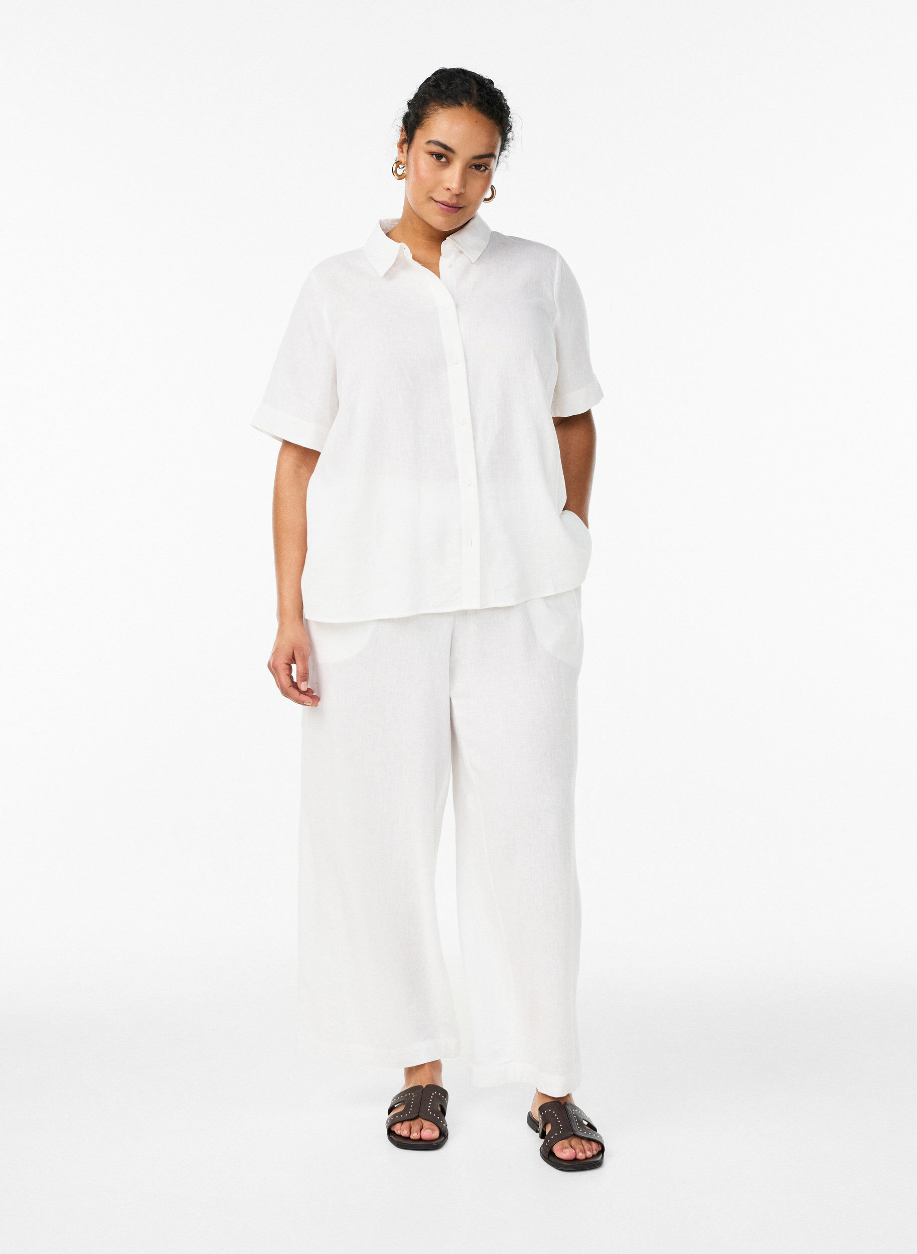 Zizzi Pantalon large en lin et viscose, Blanc, Model image number 0