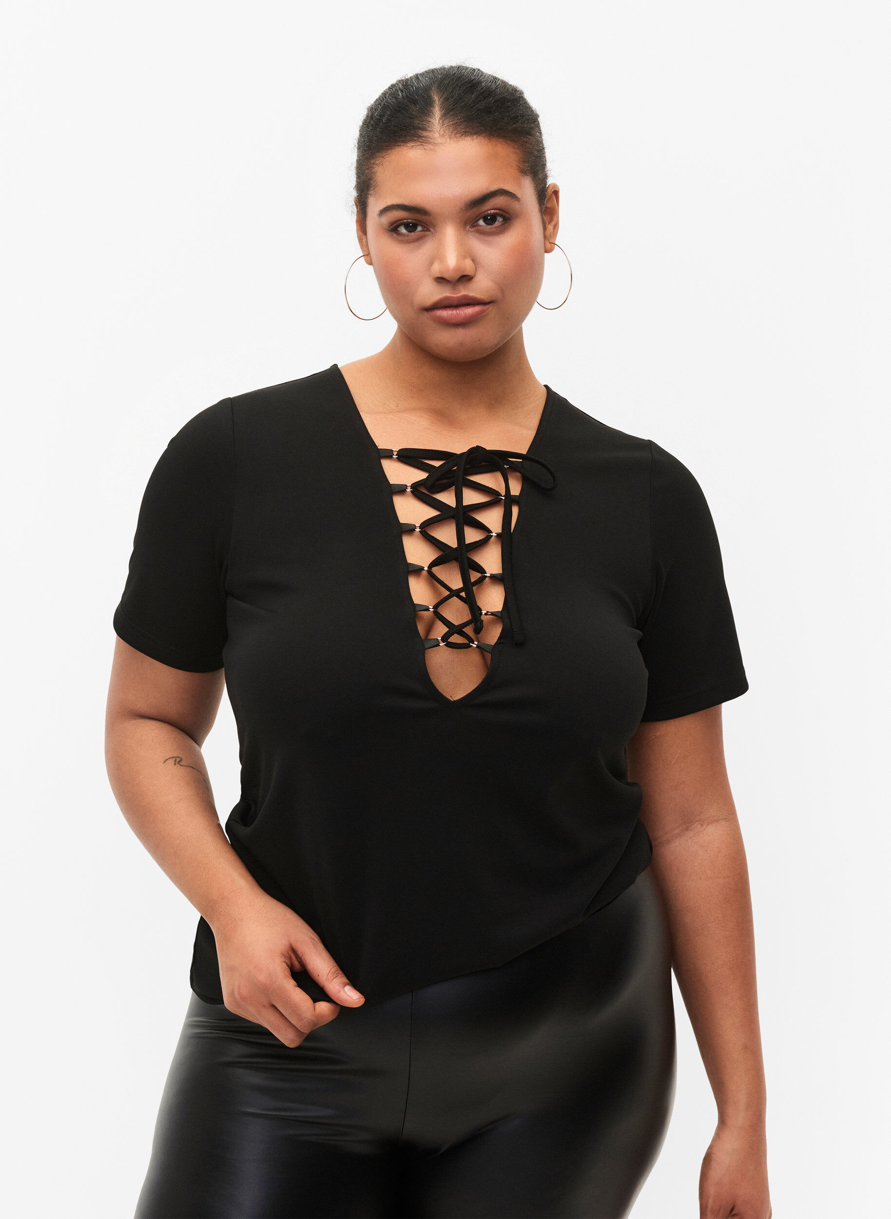Zizzi  Blouse r&eacute;versible avec cordon de serrage, Black, Model image number 0