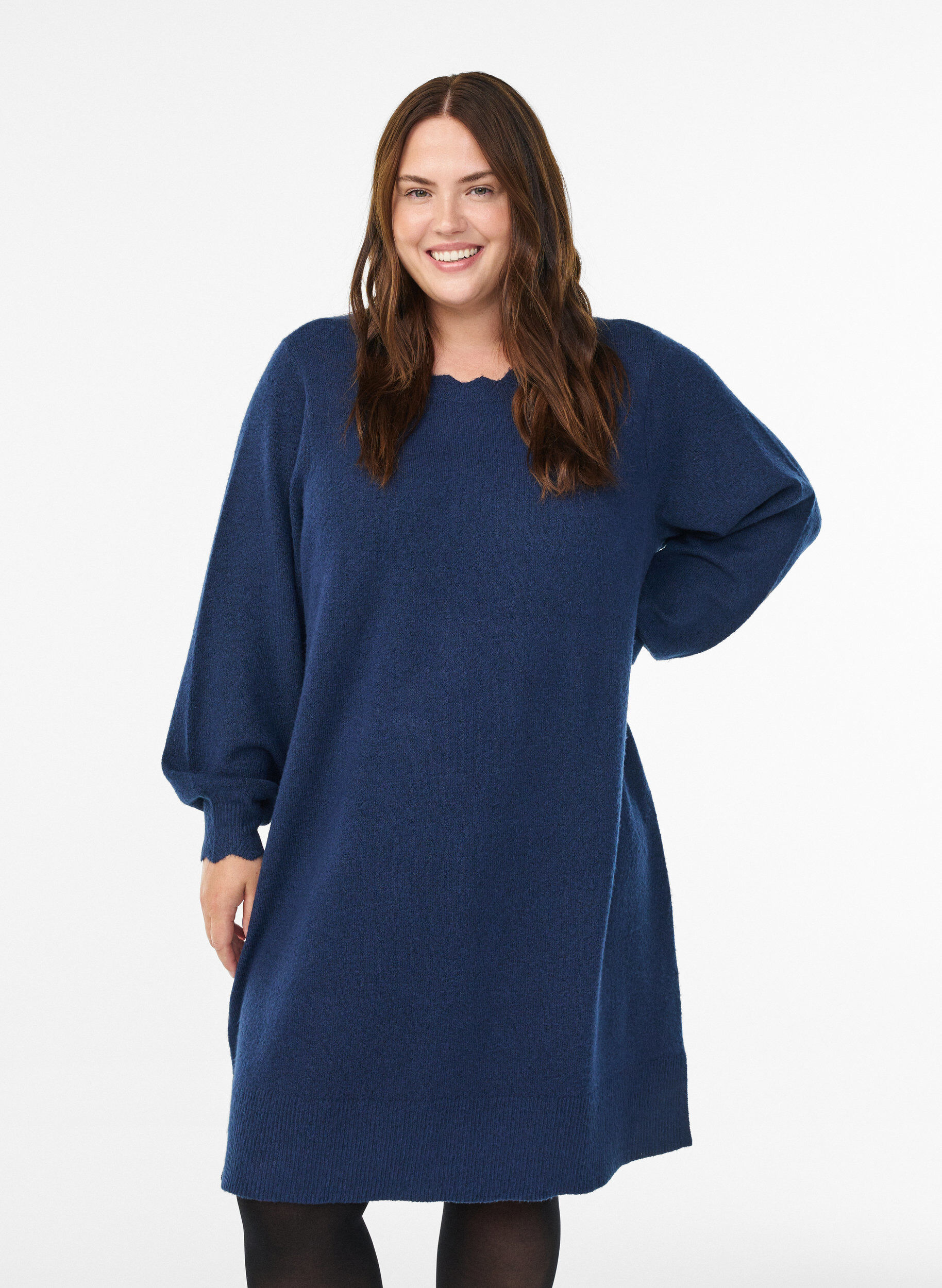 ZizziRobe courte en maille avec ourlet ondul&eacute; et fentes, Bleu, Model image number 0