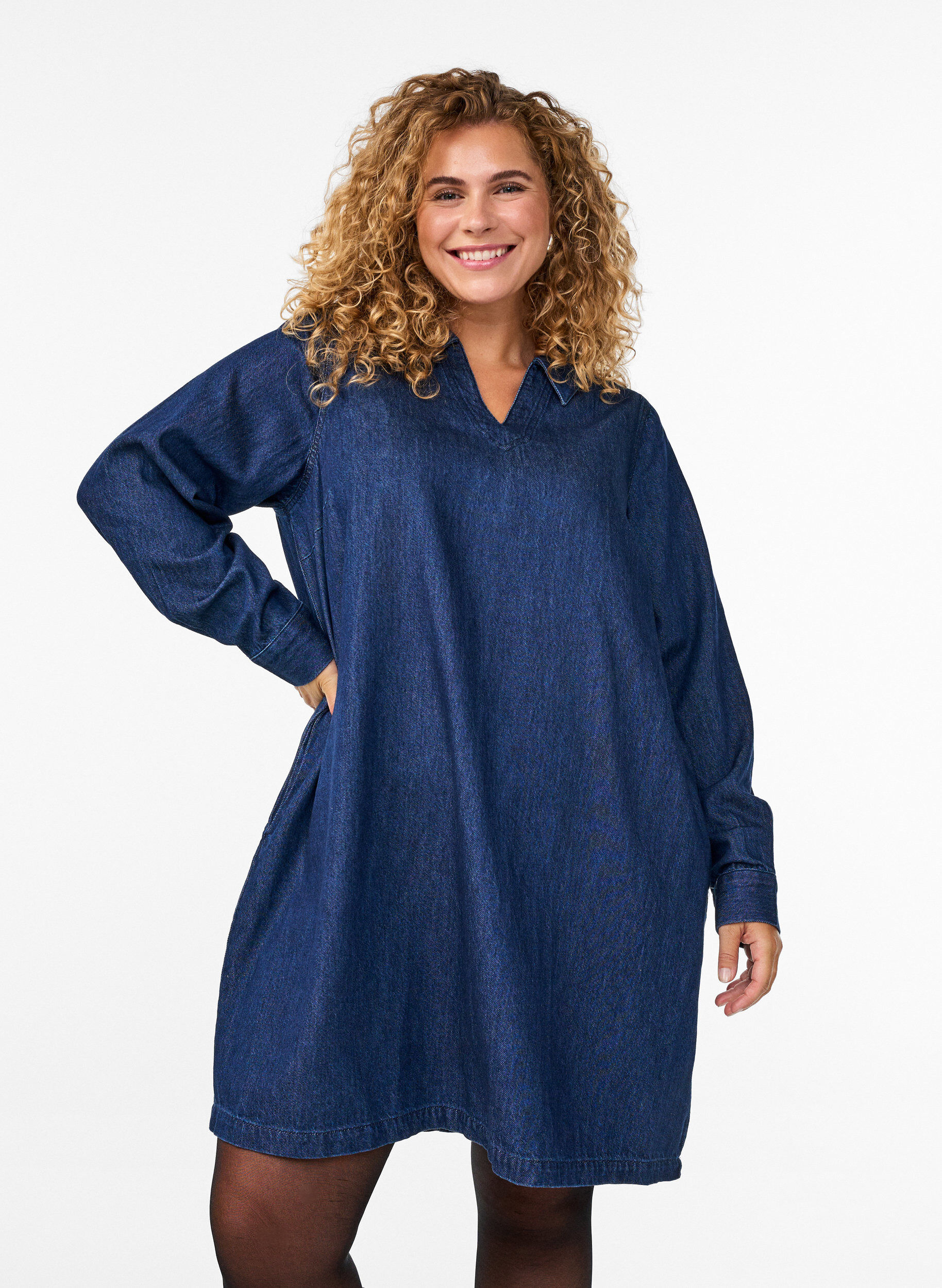 ZizziJeanskleid mit V-Ausschnitt und Kragen, Blau, Model image number 0