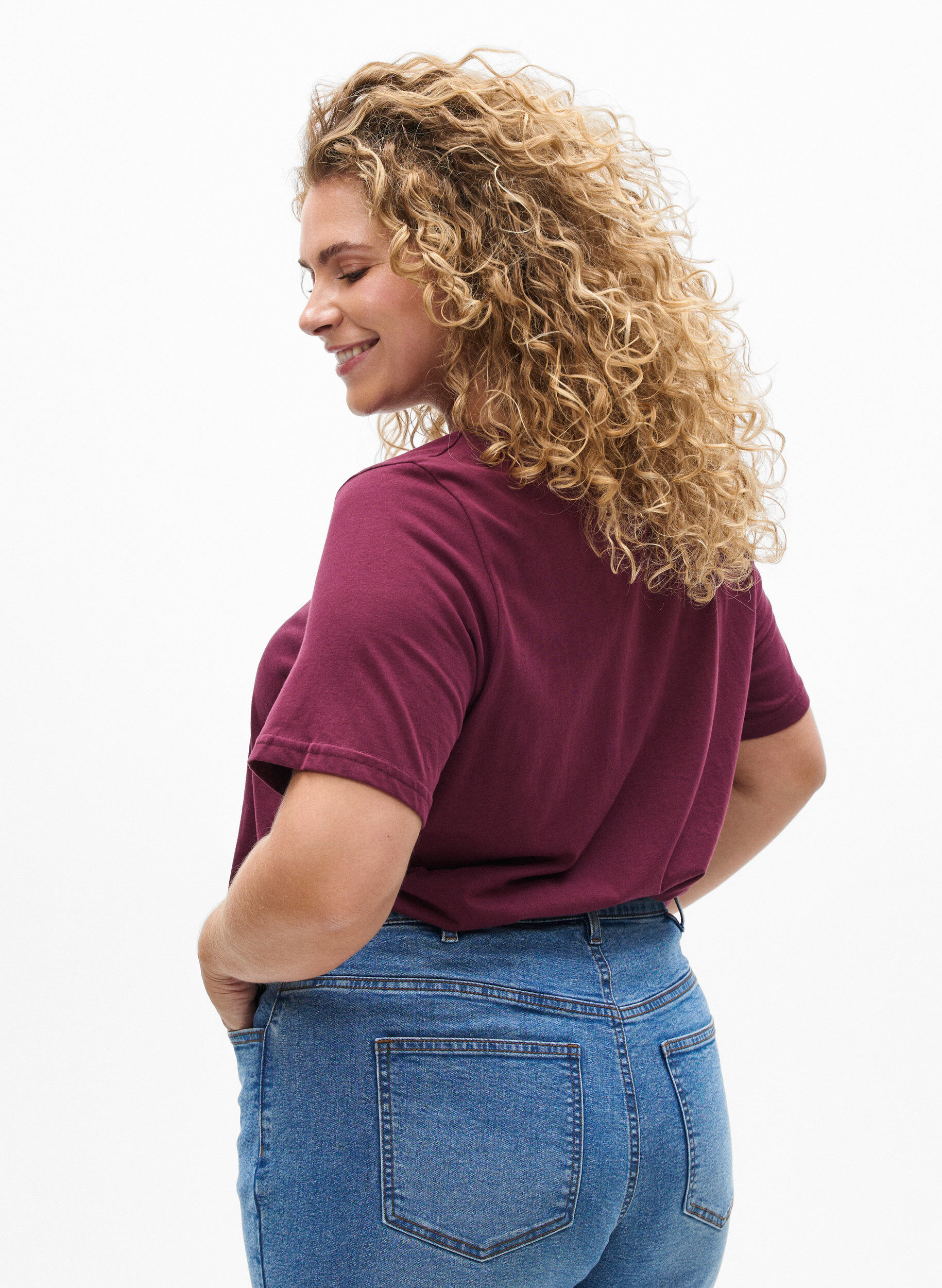 Zizzi T-Shirt mit Print, Rot, Model image number 2